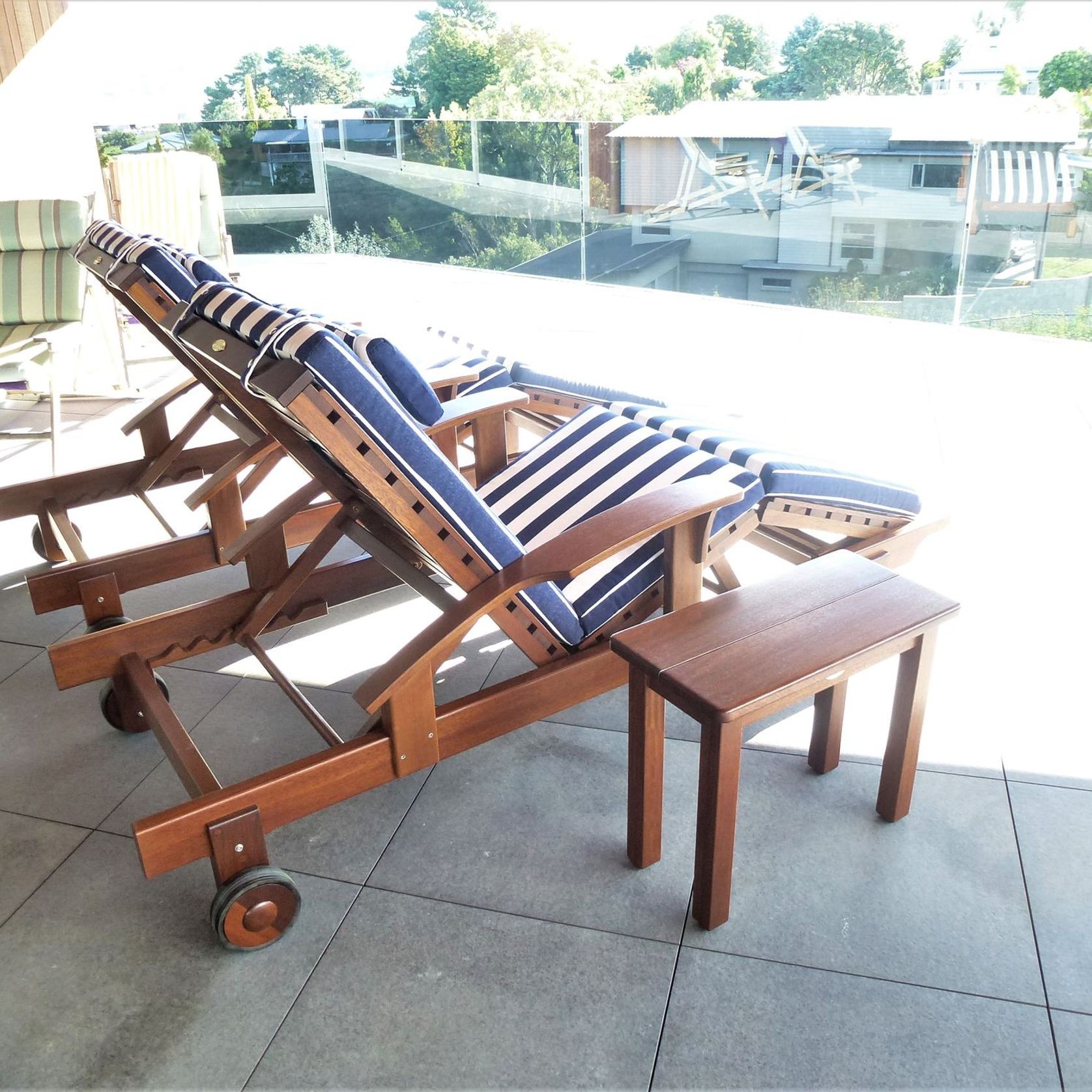 Standard Lounger gallery detail image