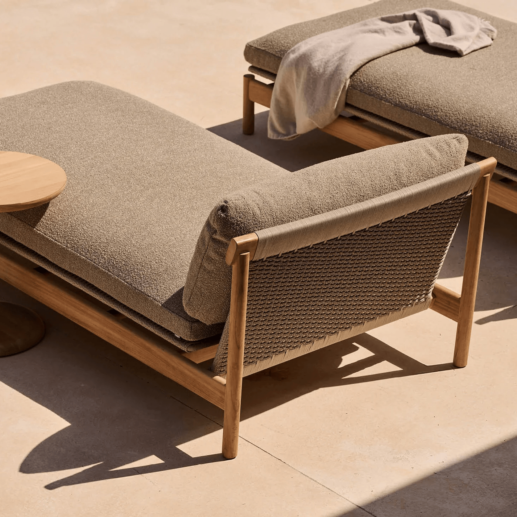 Amanu Daybed gallery detail image