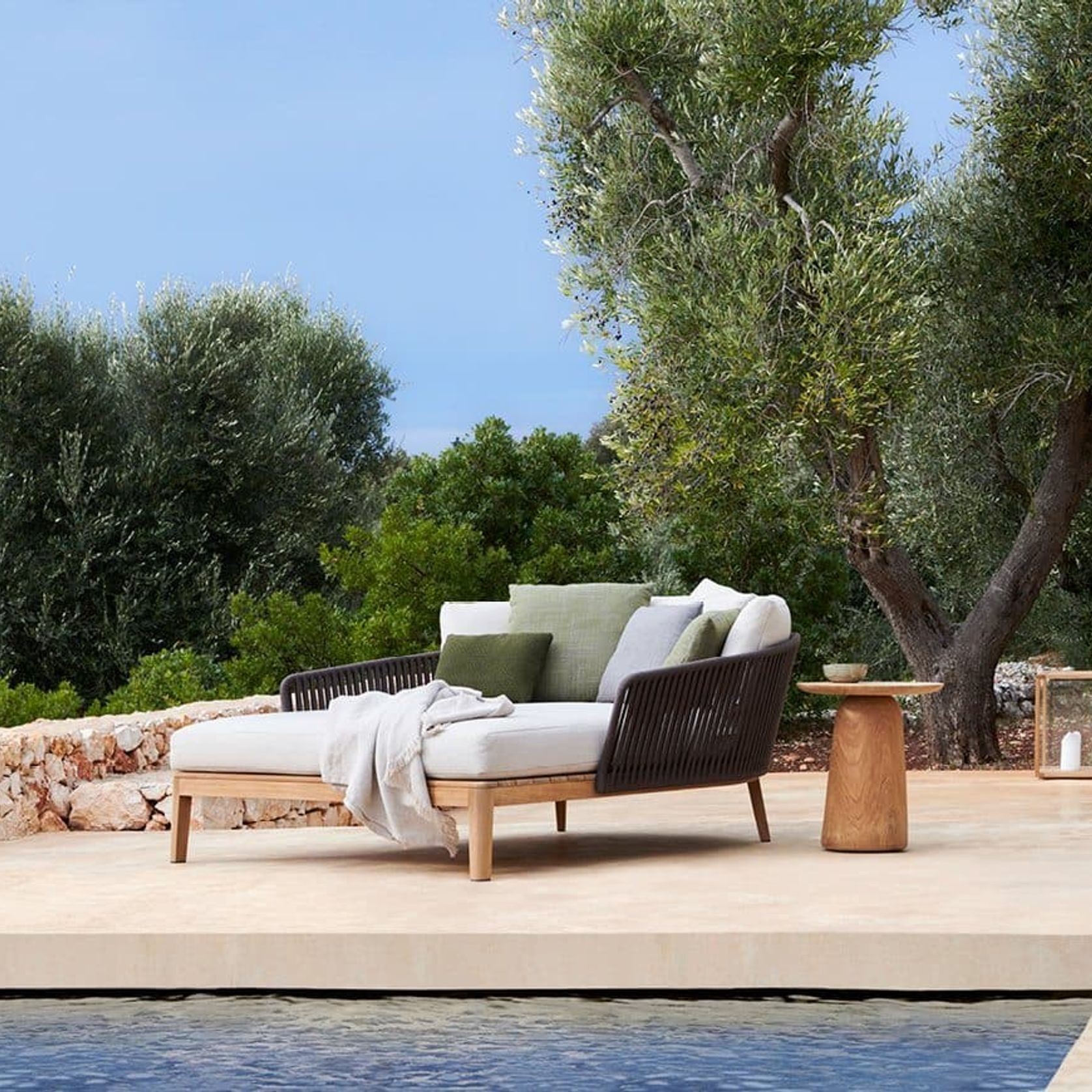 Mood | Outdoor Daybed gallery detail image