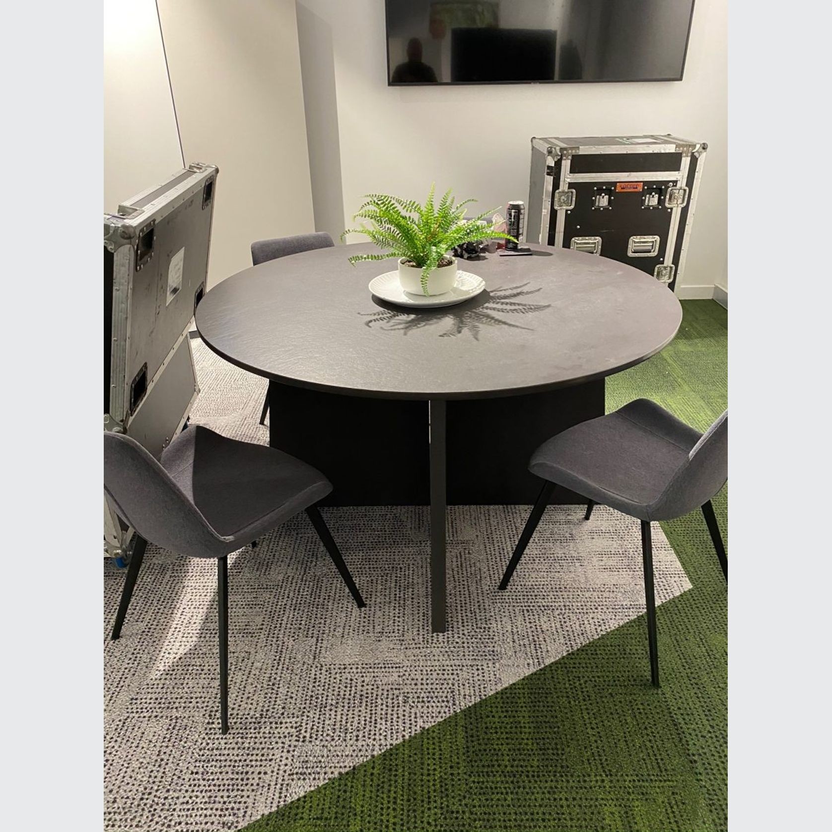 Stone-crafted Furniture gallery detail image