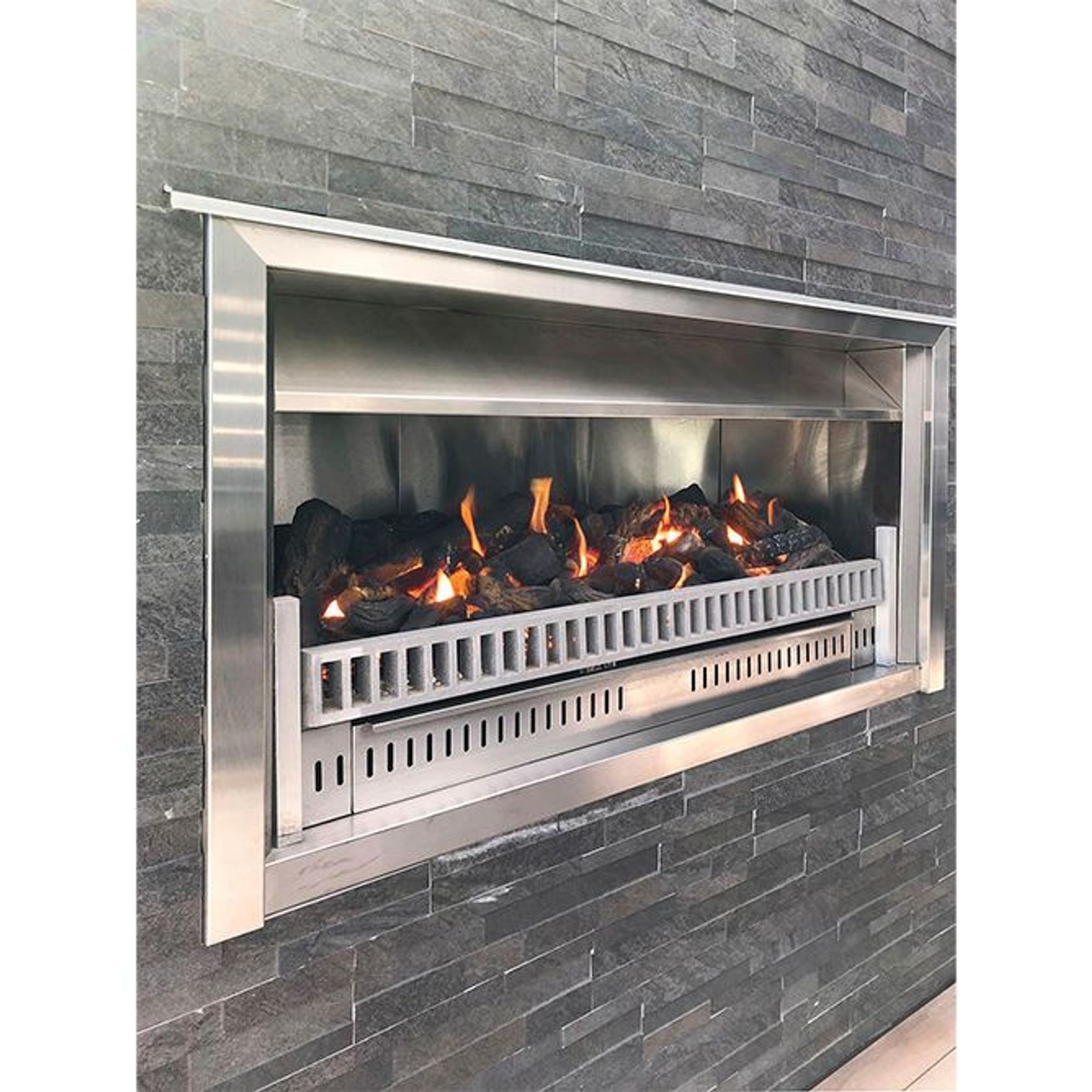 Aura Flued Outdoor Fireplace | 1200mm gallery detail image