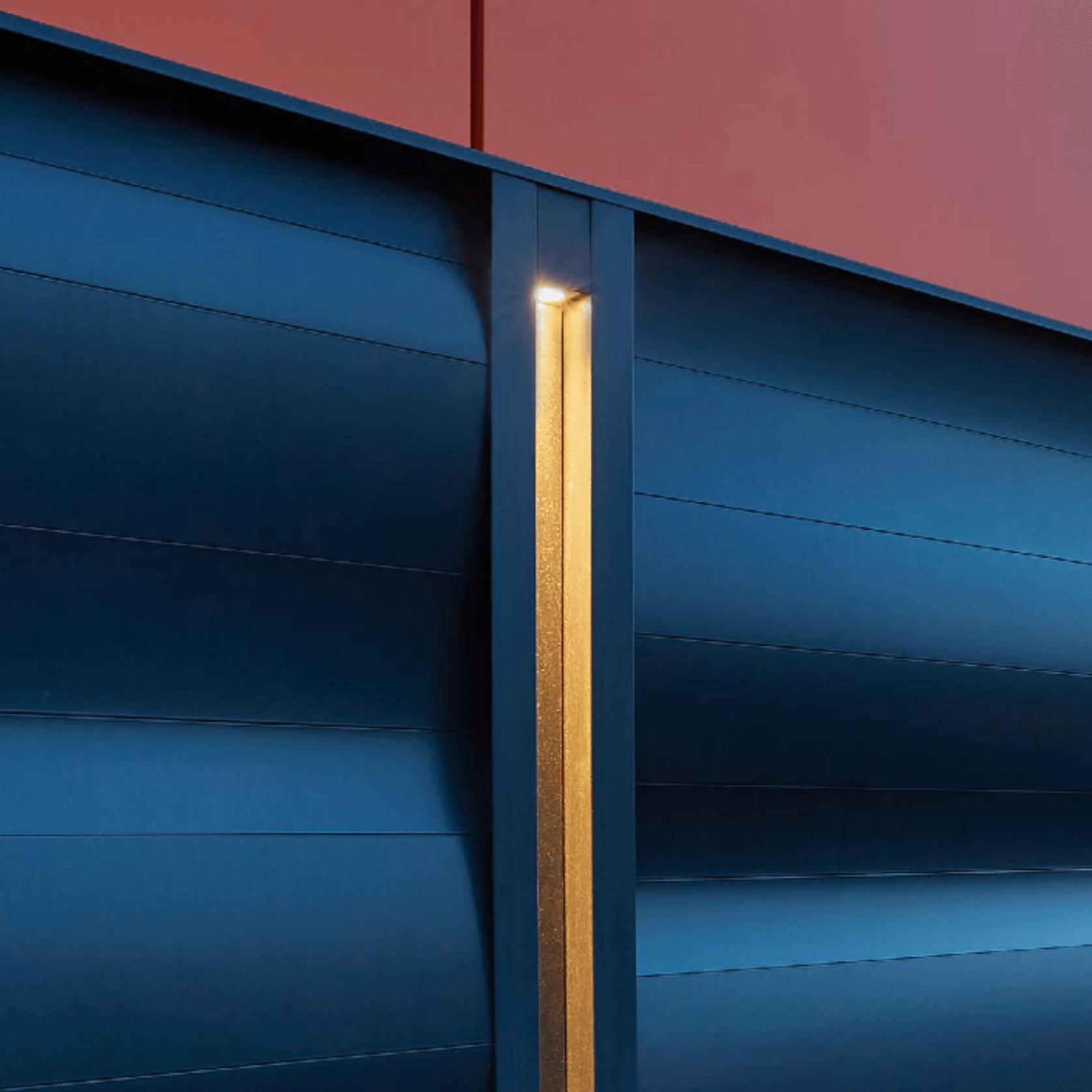 UPDOWN Wall-mounted Fixture by L&L Luce&Light gallery detail image