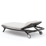 Tamarindo Lounger With Table gallery detail image