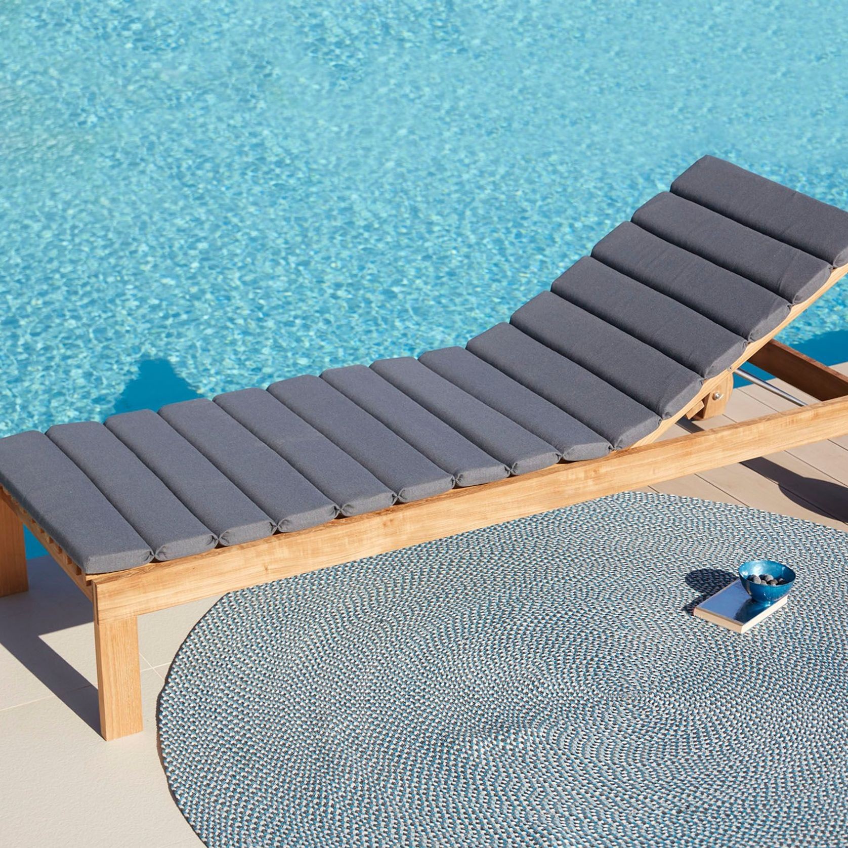 Amaze Sunbed - Teak gallery detail image