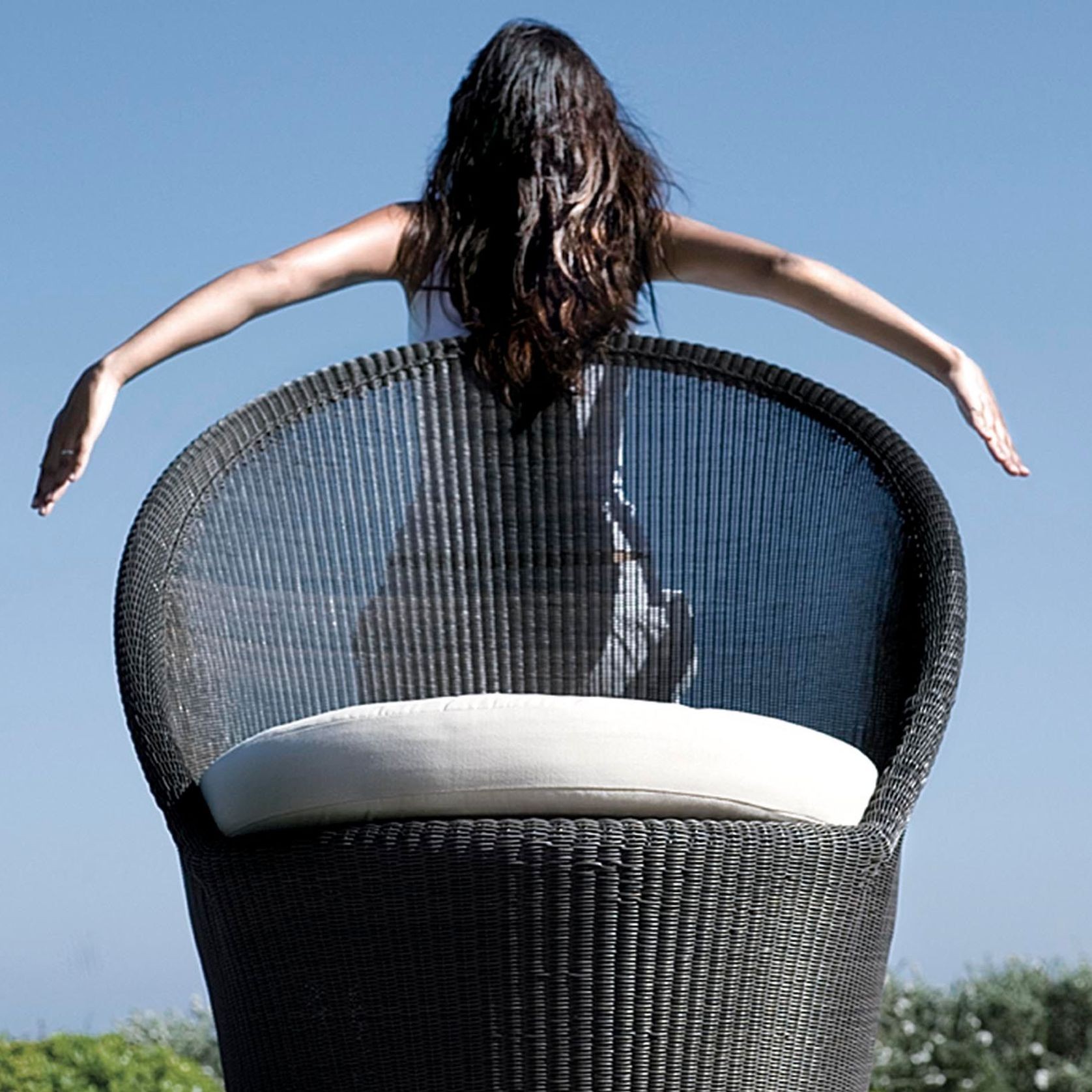 Kingston sunchair with wheels gallery detail image
