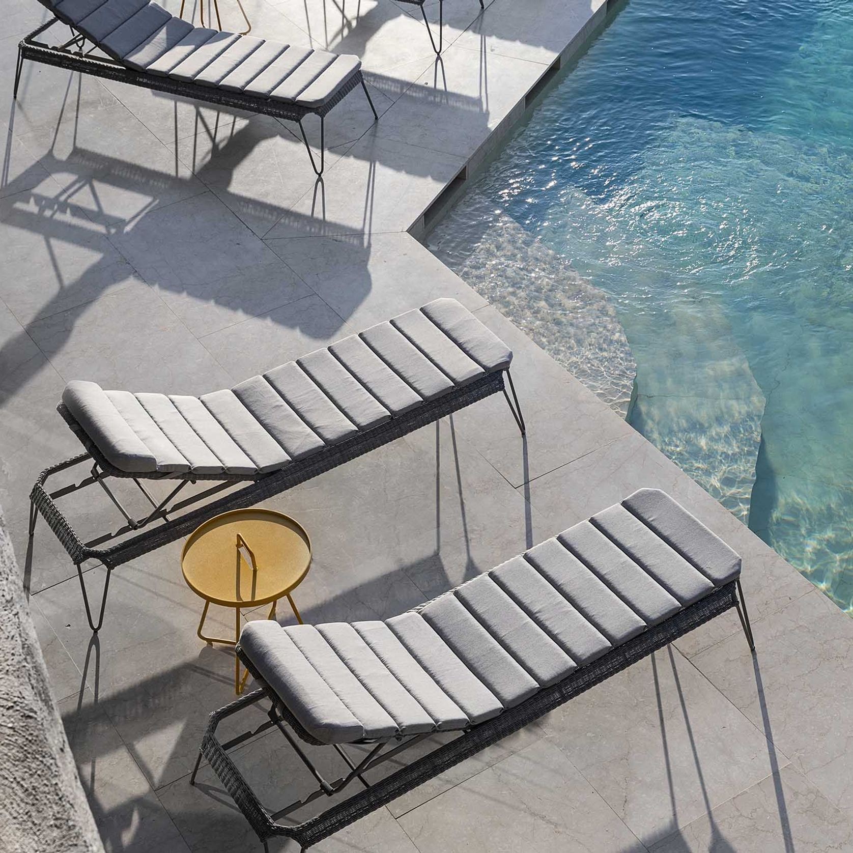 Breeze Sunbed gallery detail image