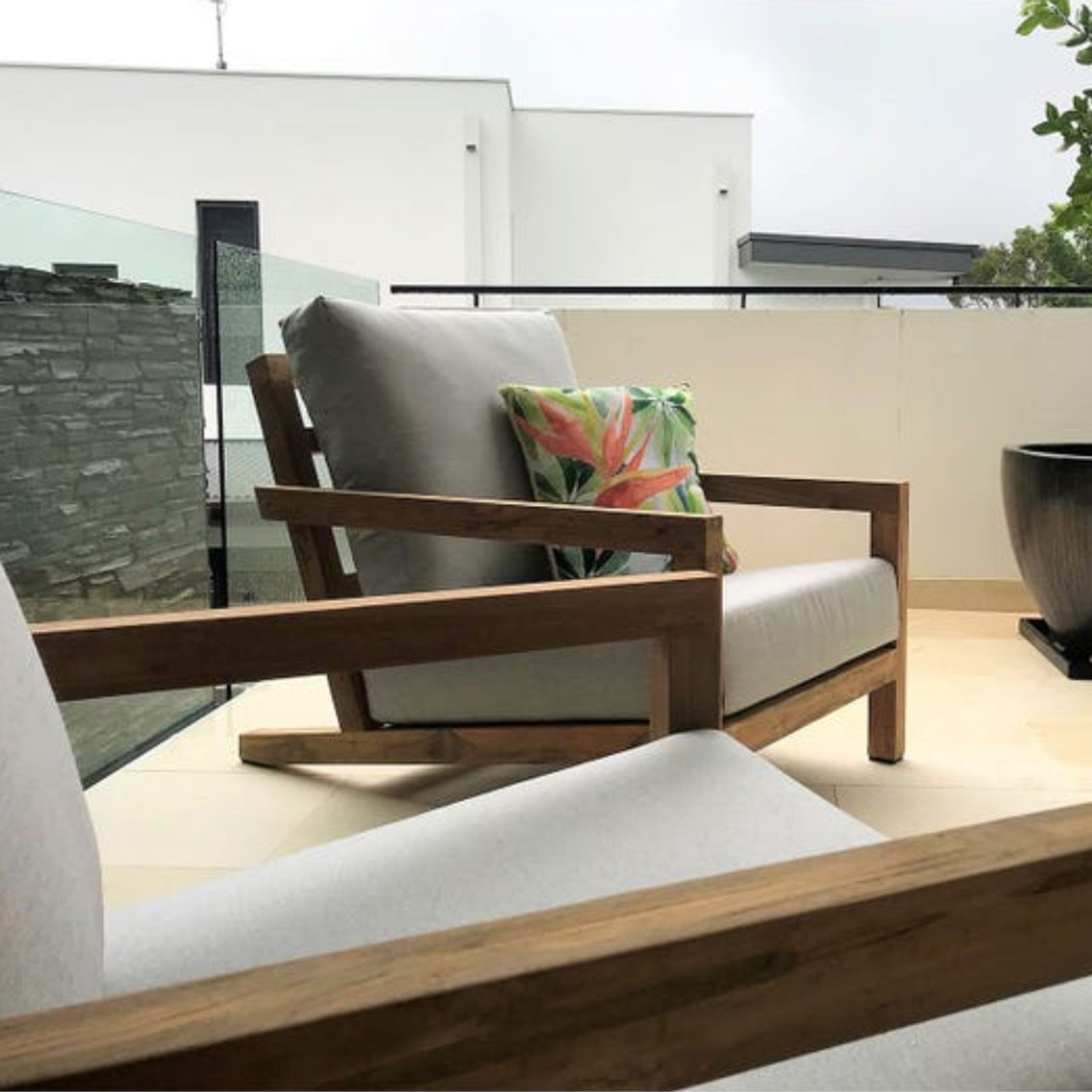 Venlo Outdoor Single Sofa gallery detail image