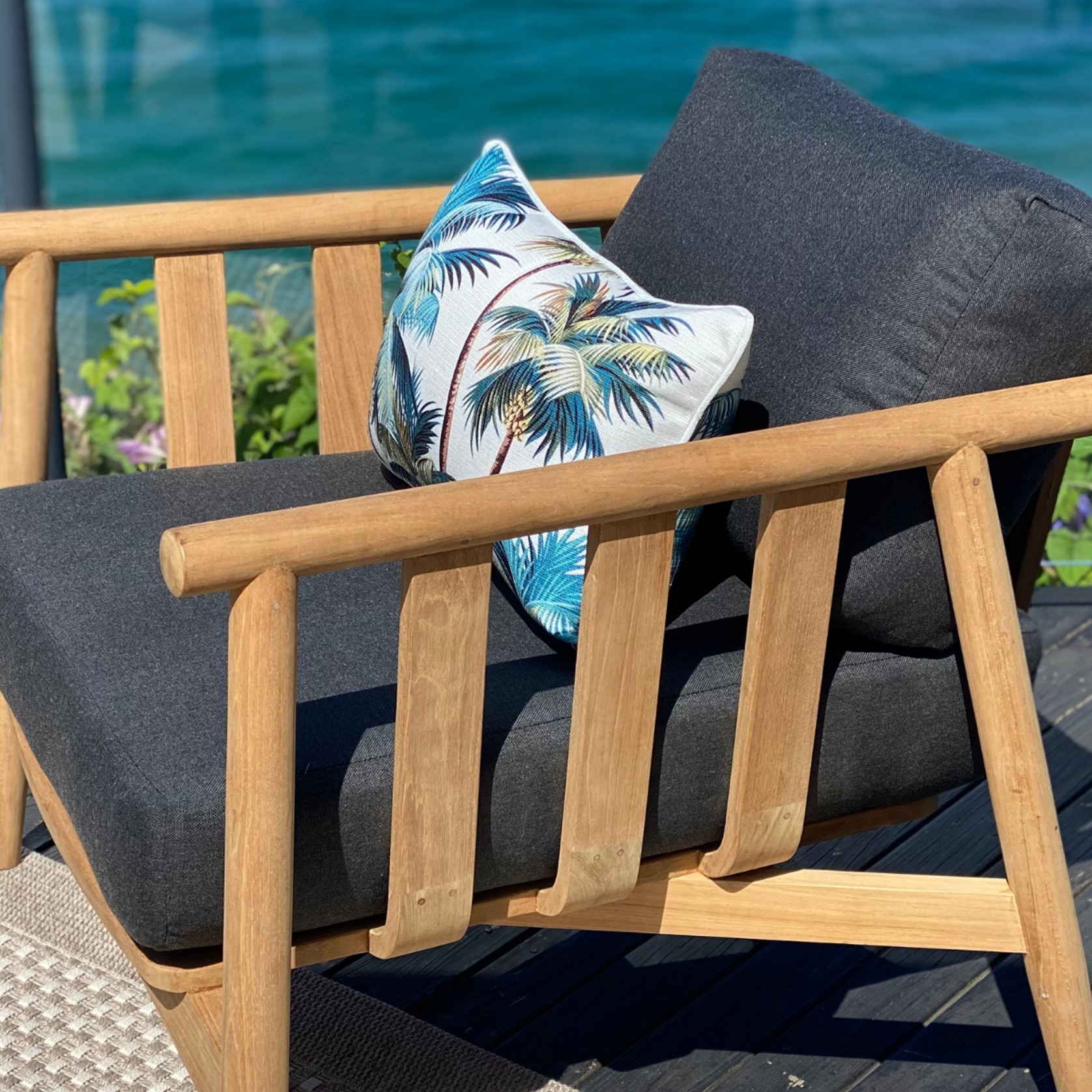 Float Outdoor Single Sofa gallery detail image