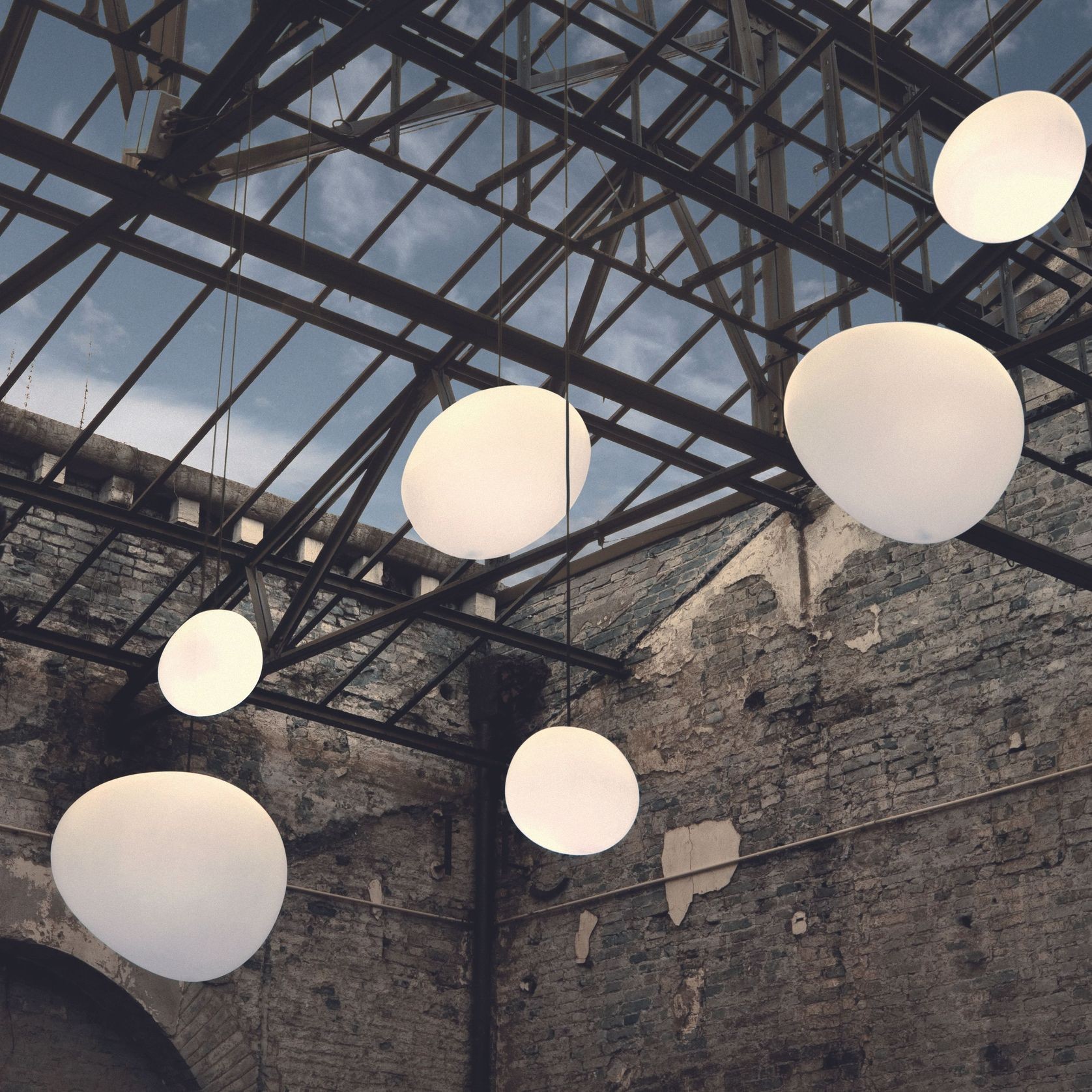 Outdoor Gregg XL Suspension Lamp - Polyethylene gallery detail image