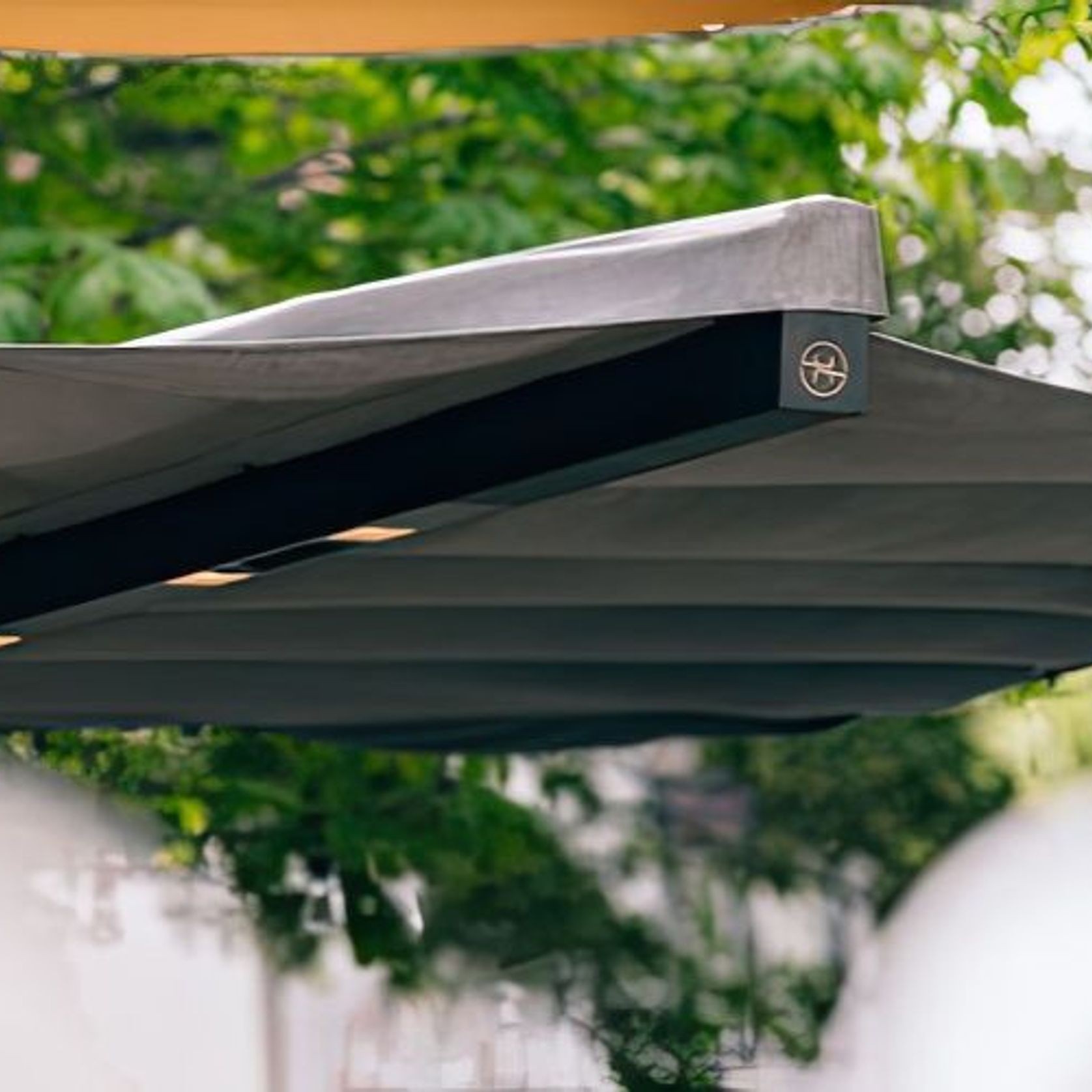 Leaf Outdoor Shade with Heat, Light & Cooling gallery detail image