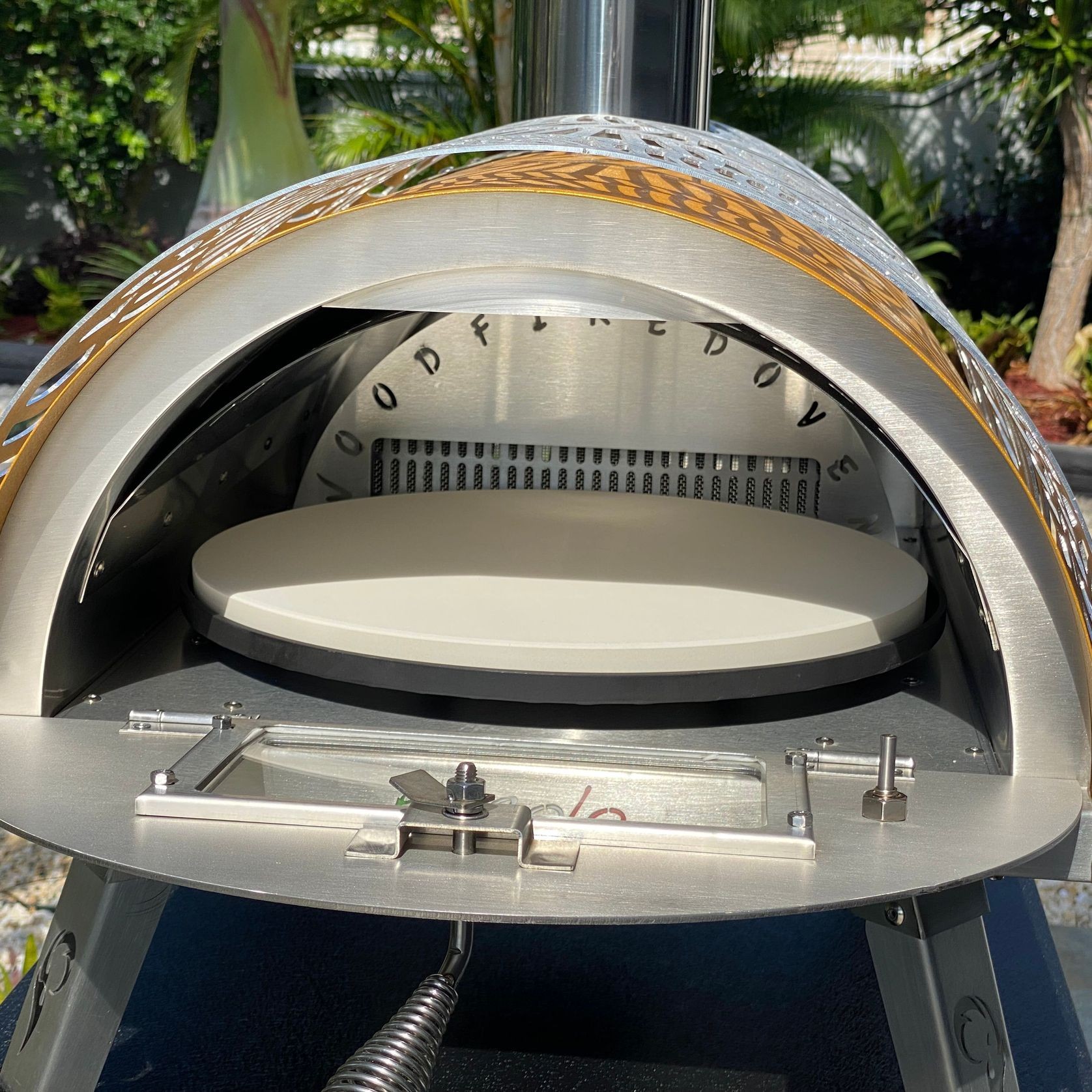 Piccolo Rotating Pizza Oven gallery detail image