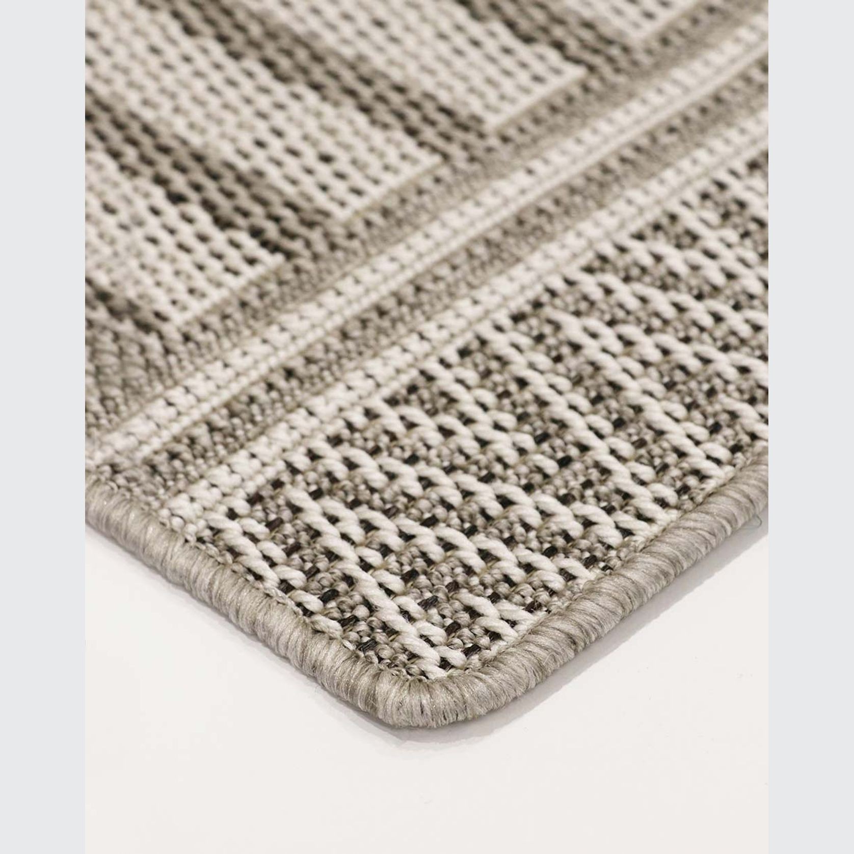 Baya Peru Outdoor Rug - Stone gallery detail image