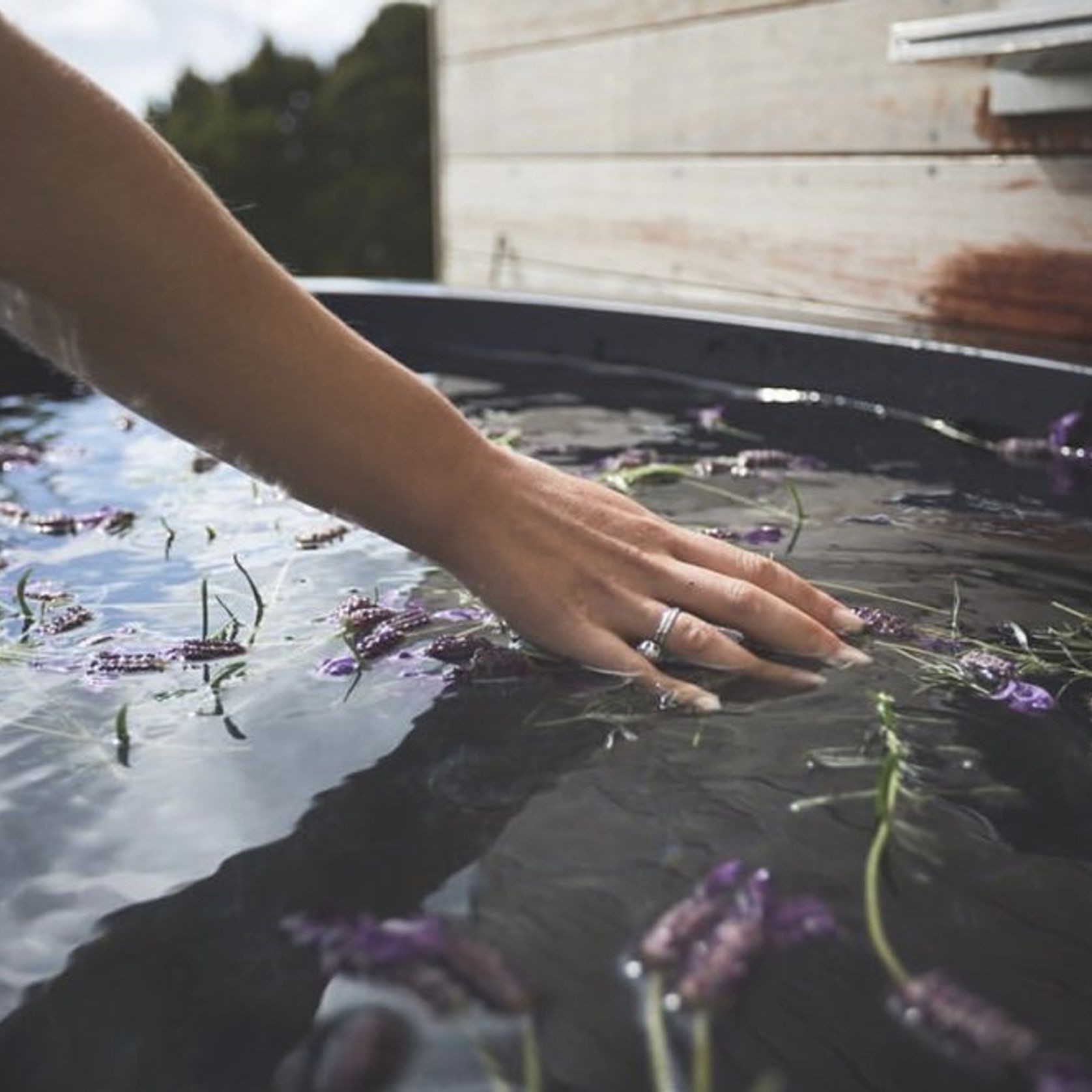 Outdoor Baths gallery detail image