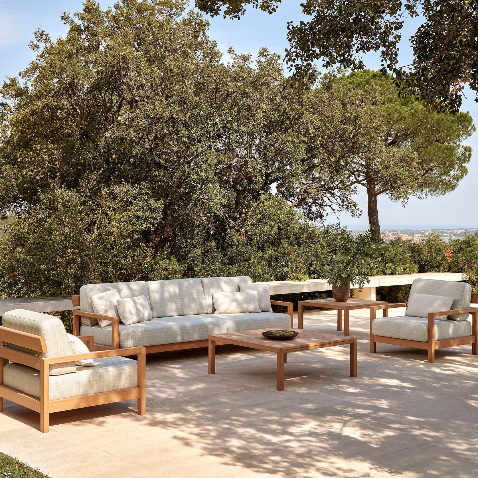 Kubik Outdoor TechTeak 3 Seater Sofa by Point gallery detail image