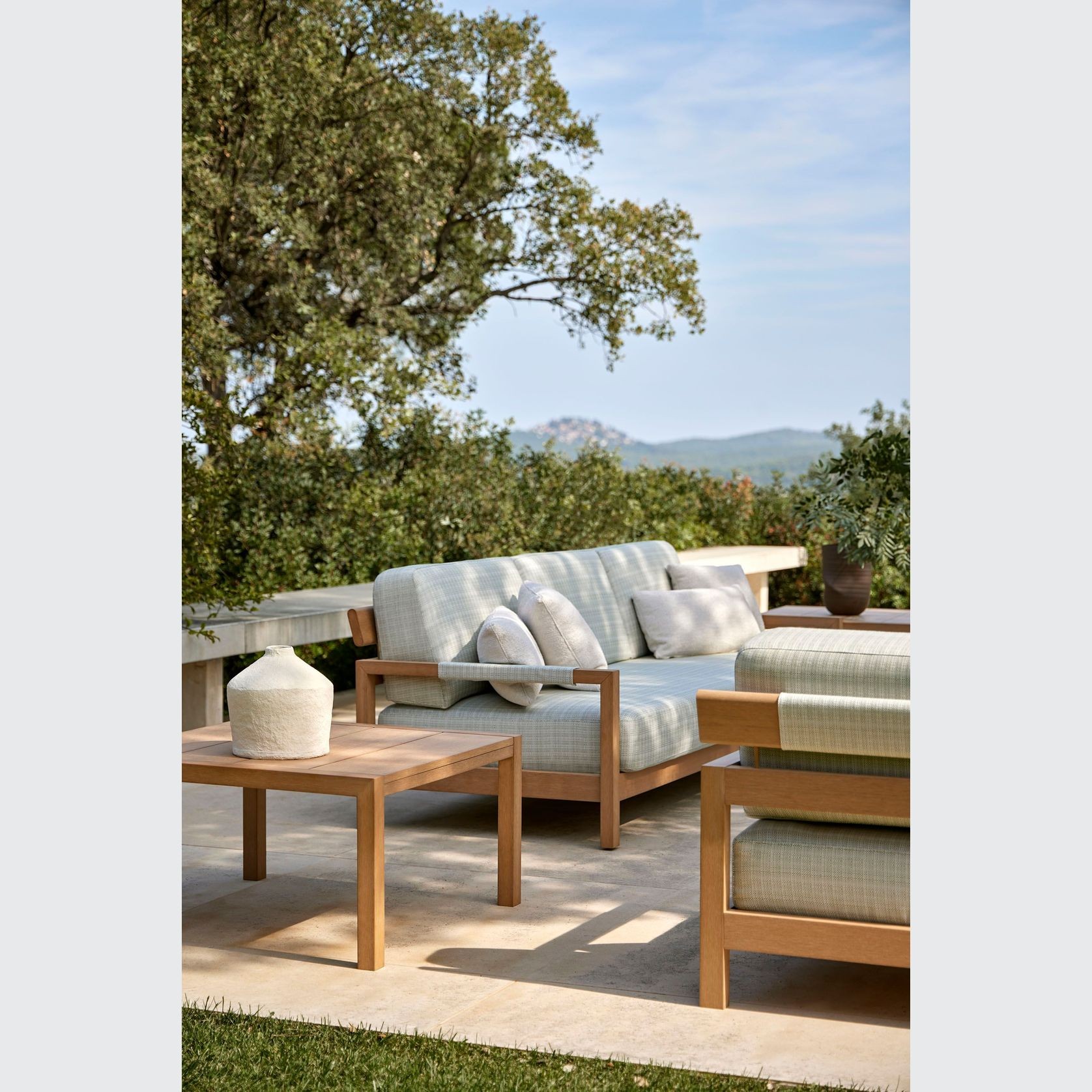 Kubik Outdoor TechTeak 3 Seater Sofa by Point gallery detail image