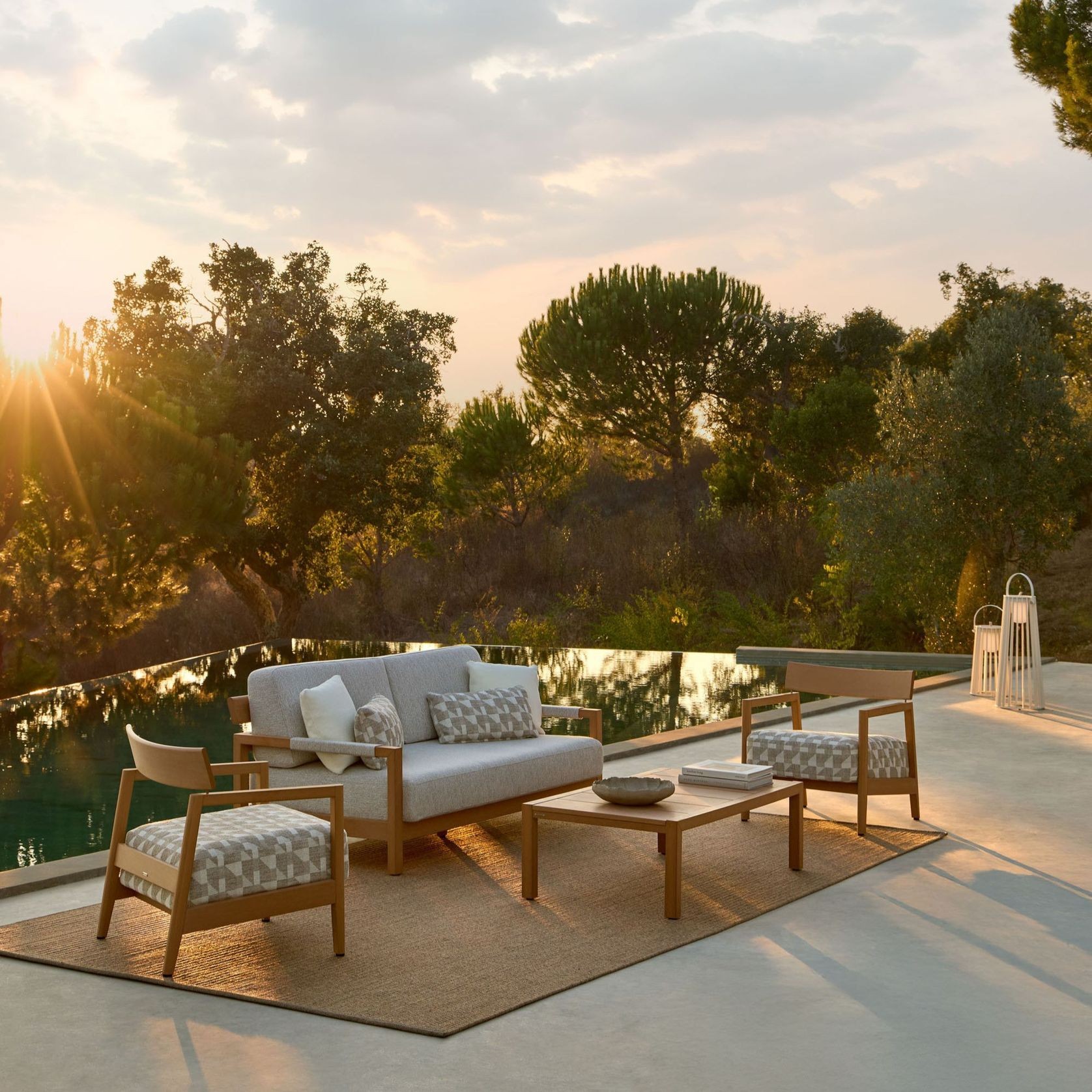 Kubik Outdoor TechTeak 2 Seater Sofa by Point gallery detail image