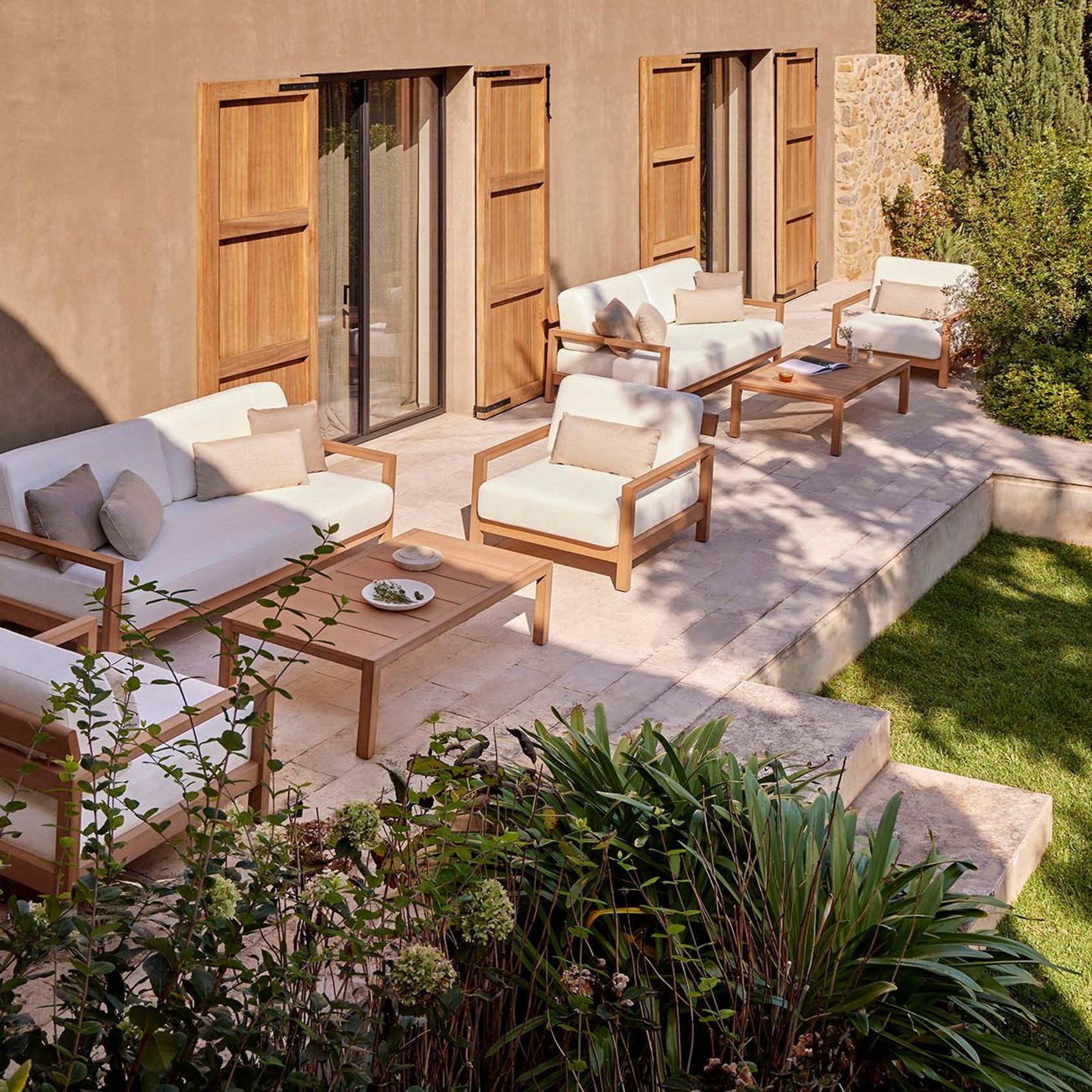 Kubik Outdoor TechTeak 2 Seater Sofa by Point gallery detail image
