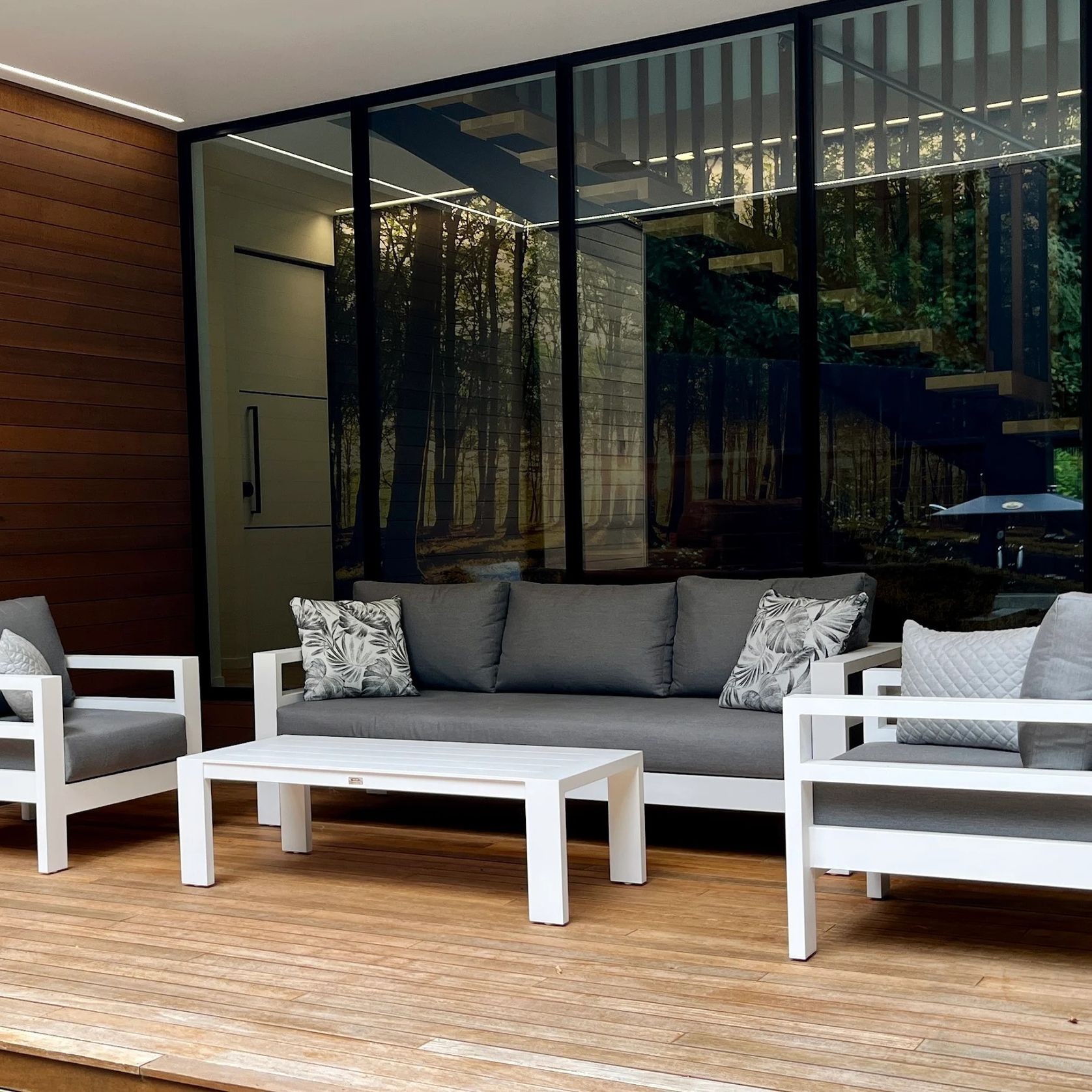 Coast Outdoor Lounge Set | White gallery detail image