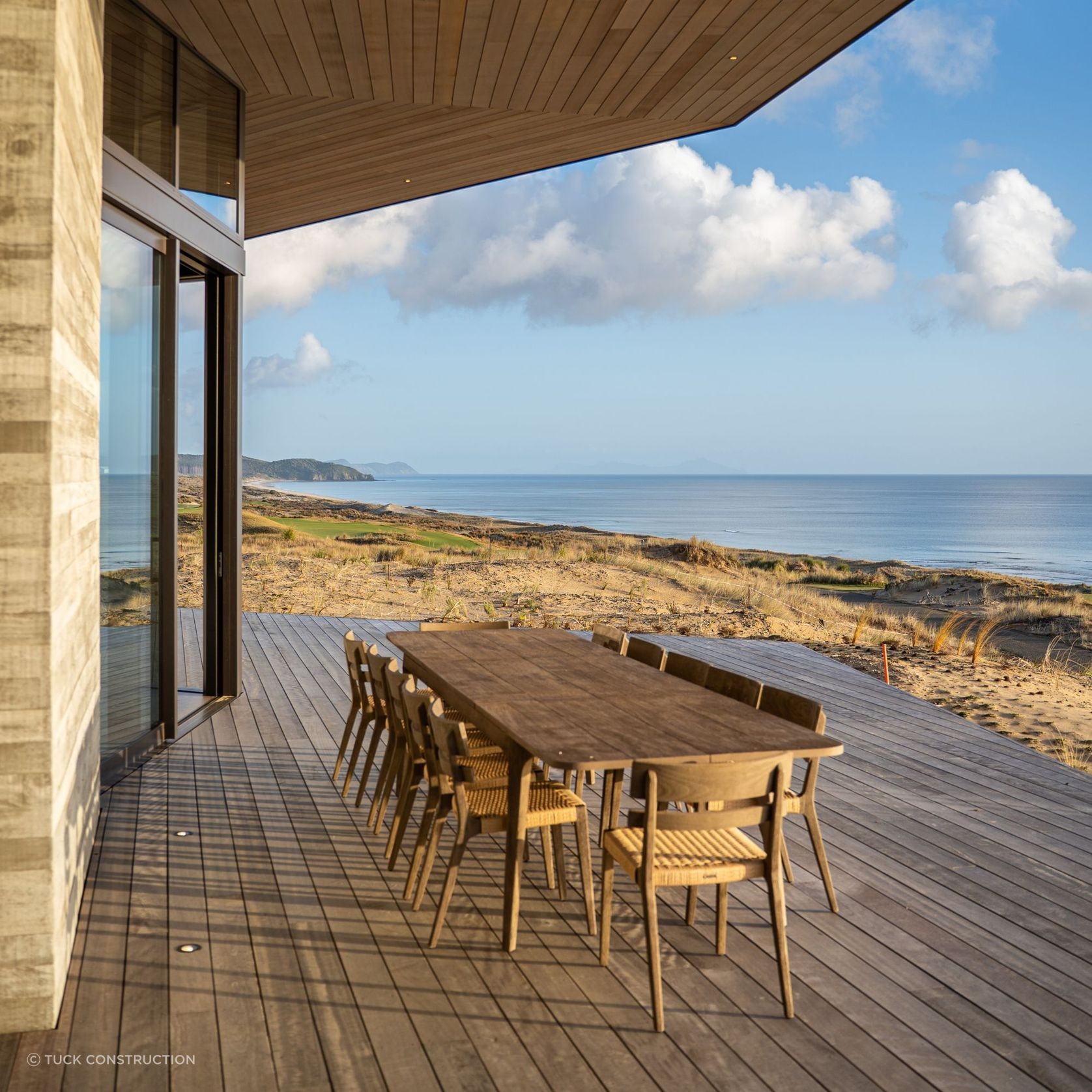 Paralel 250–300cm Extendable Outdoor Dining Table gallery detail image