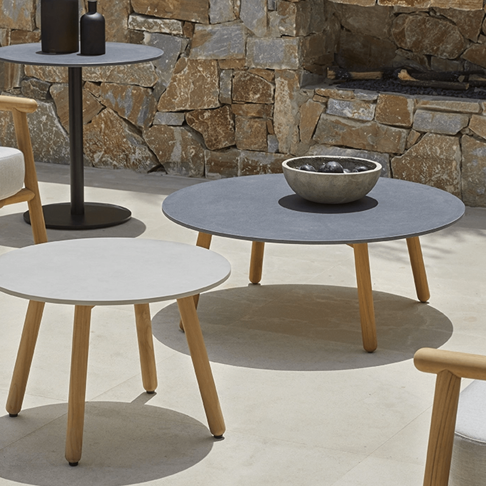 Round Outdoor Coffee Table by Point gallery detail image