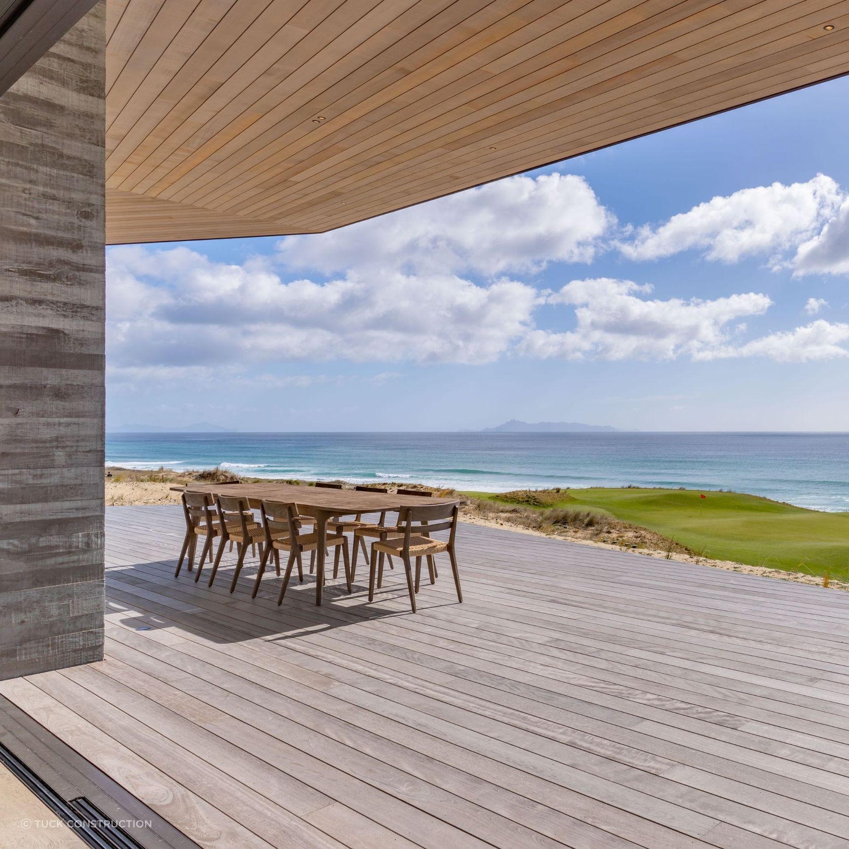 Paralel 250–300cm Extendable Outdoor Dining Table gallery detail image