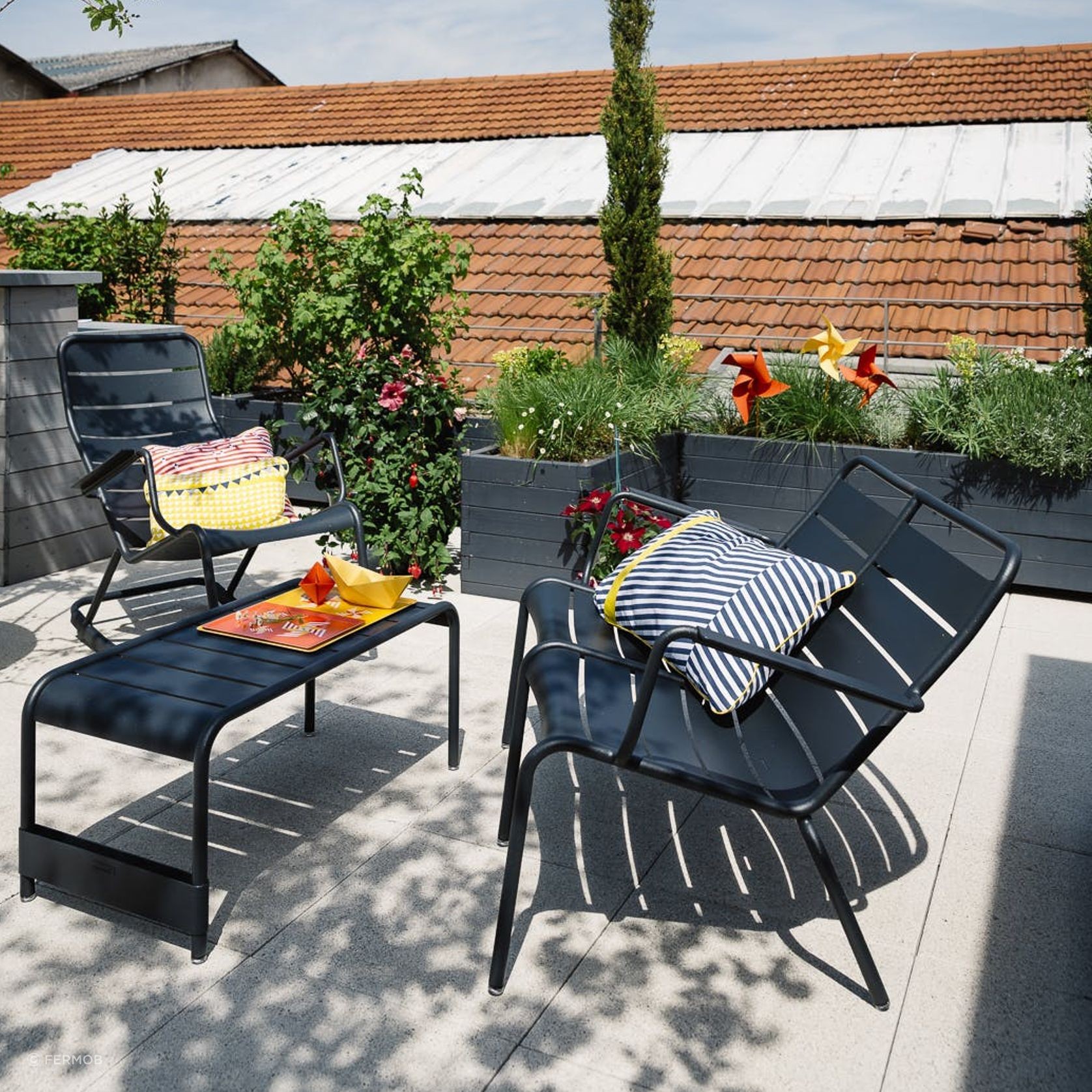 Luxembourg Large Low Table and Garden Bench gallery detail image
