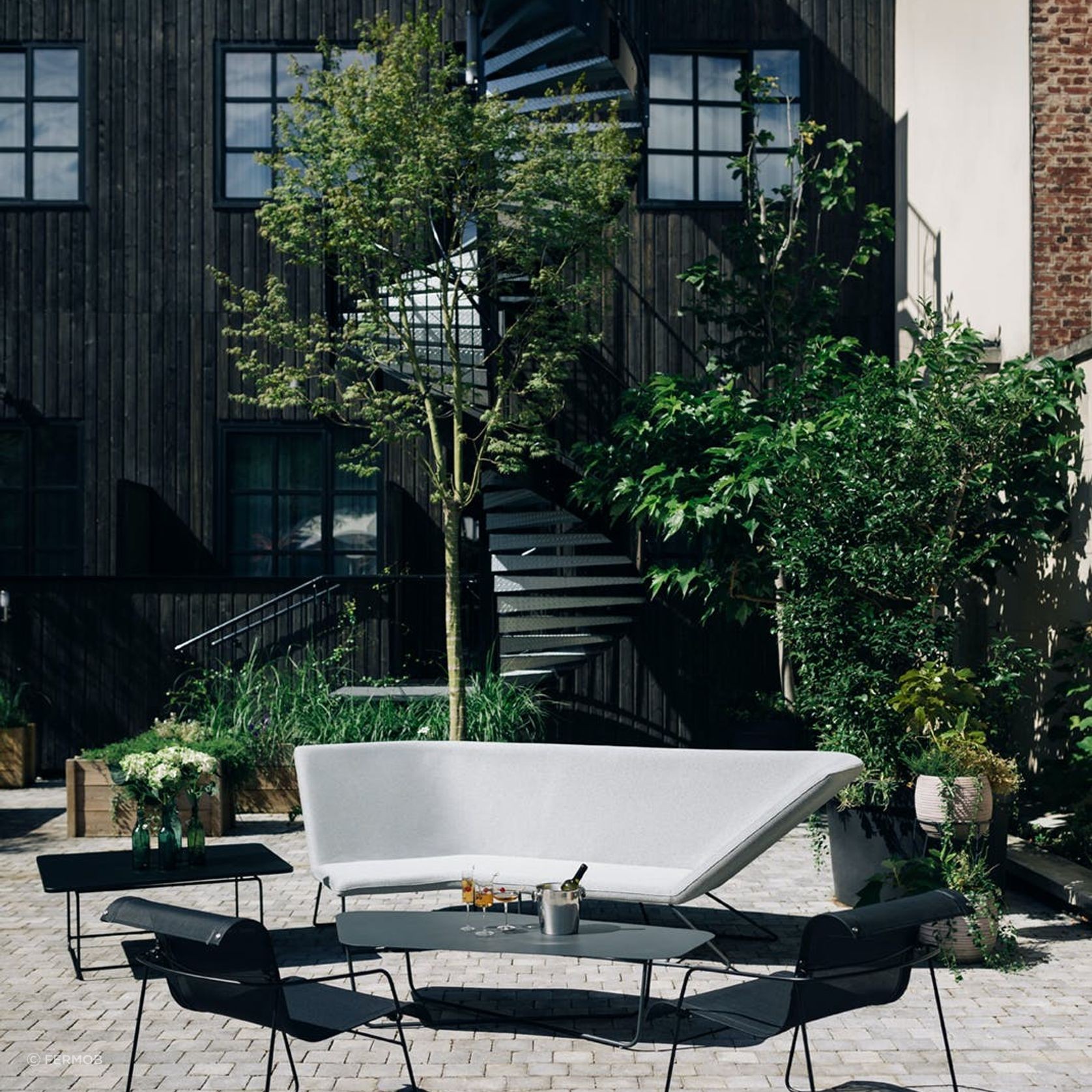 Ultrasofa Low Table gallery detail image