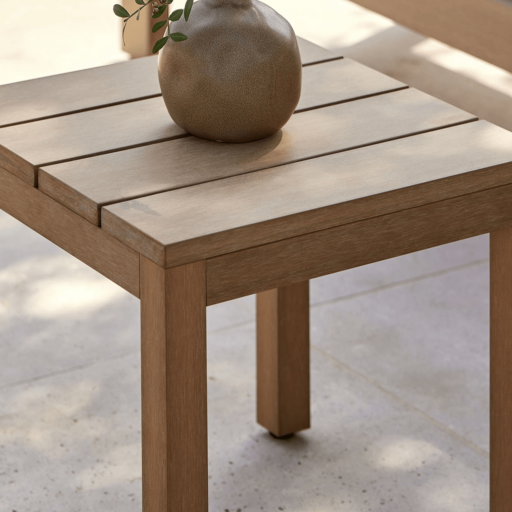 Kahn Outdoor Auxiliar Table by Point gallery detail image