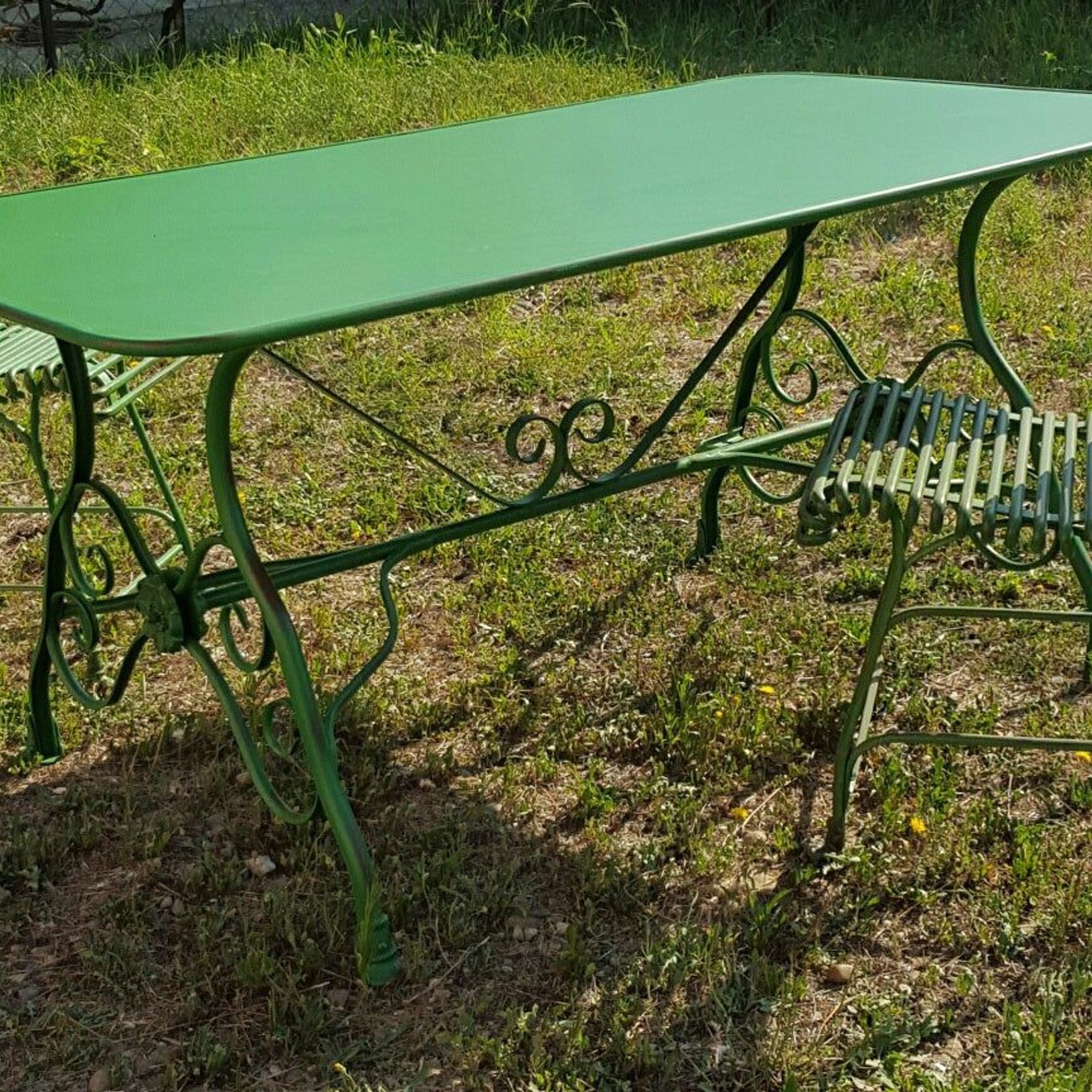 French Sabot Garden Table gallery detail image
