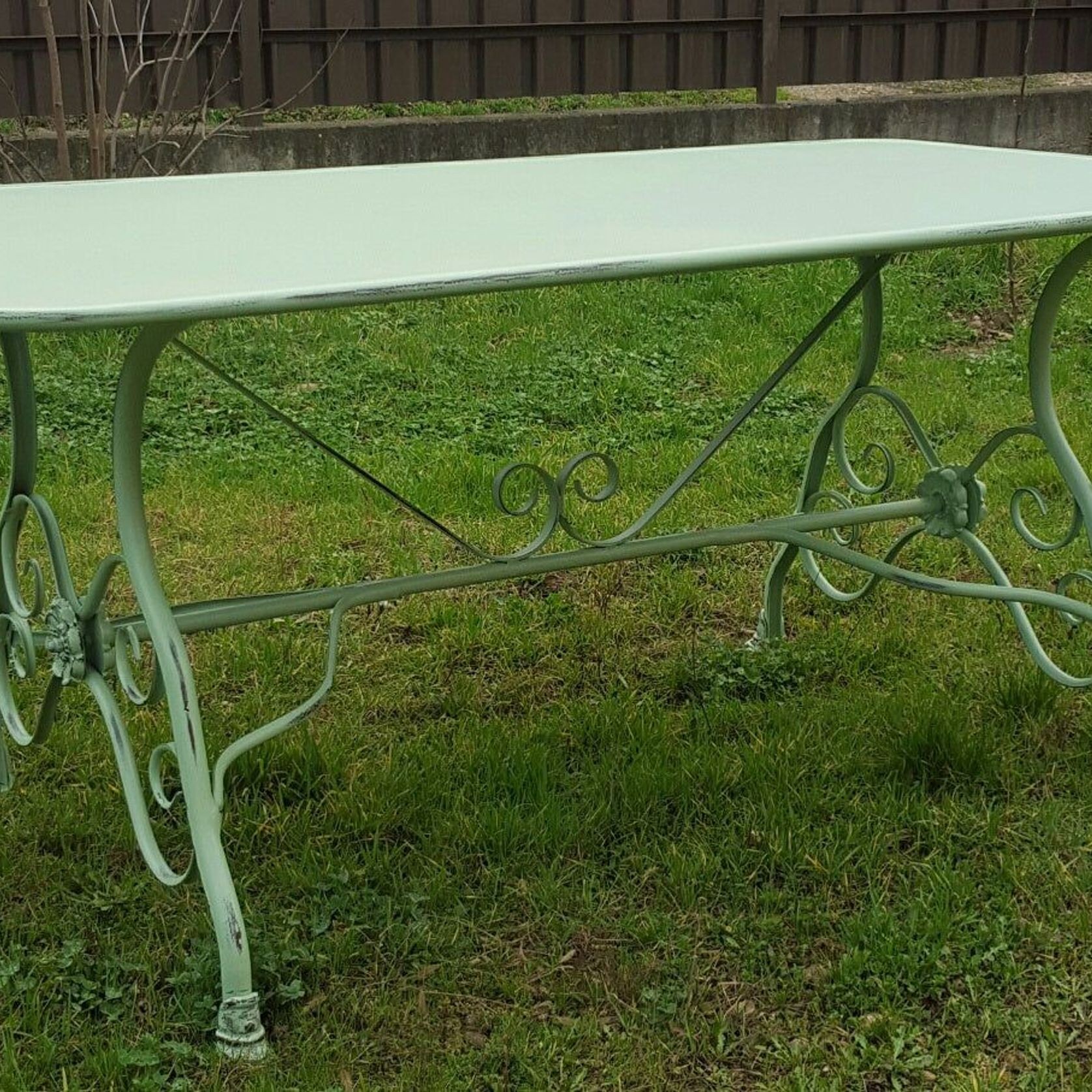 French Sabot Garden Table gallery detail image