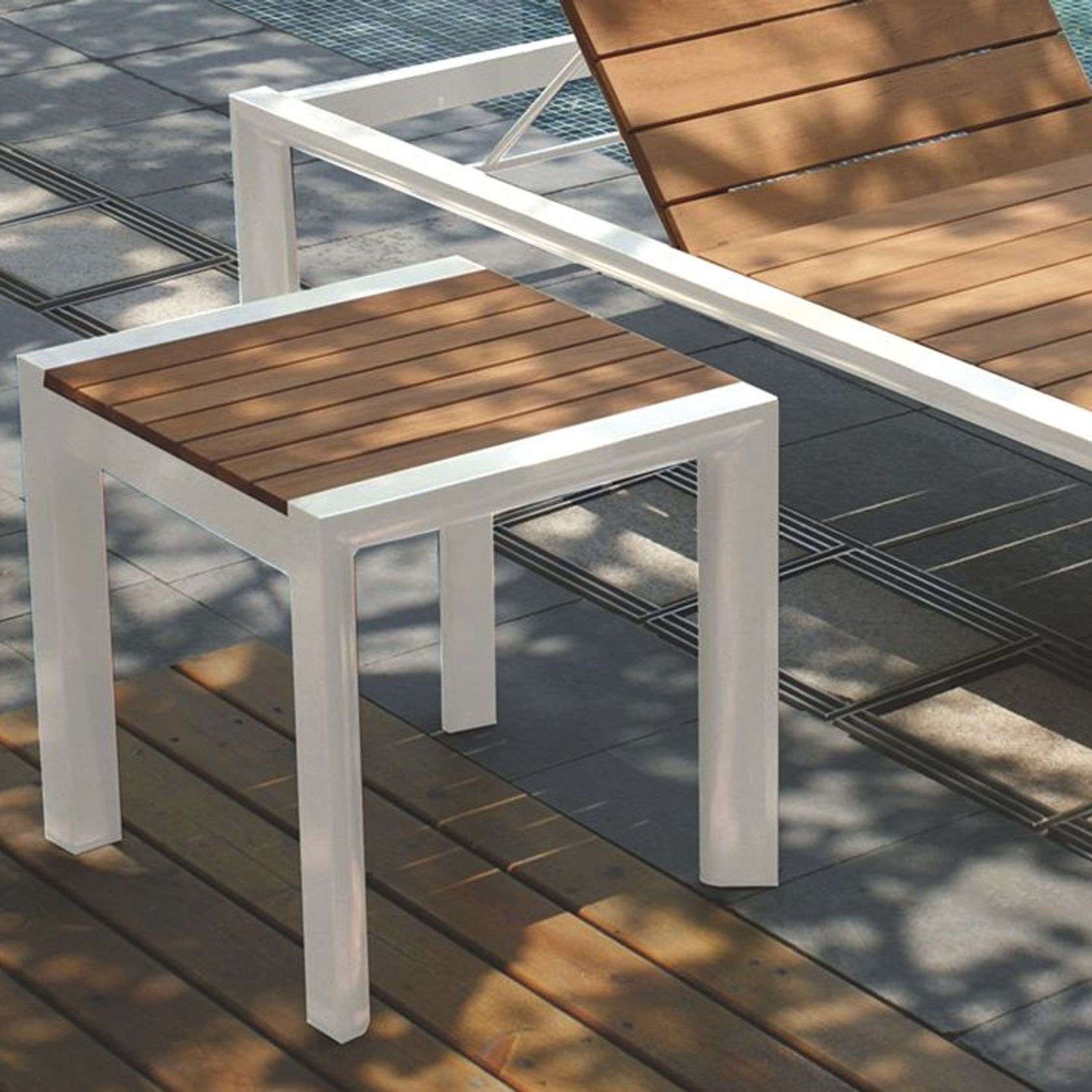 Vydel Side Table - Outdoor - 48x45x45cm - White gallery detail image