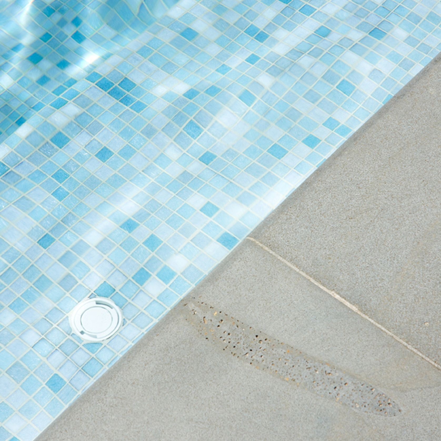 Bisazza Custom Glass Mosiac Pool Tiles gallery detail image
