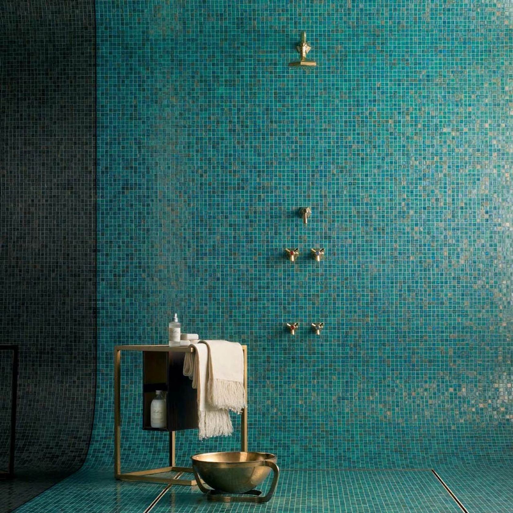 Bisazza Custom Glass Mosiac Pool Tiles gallery detail image