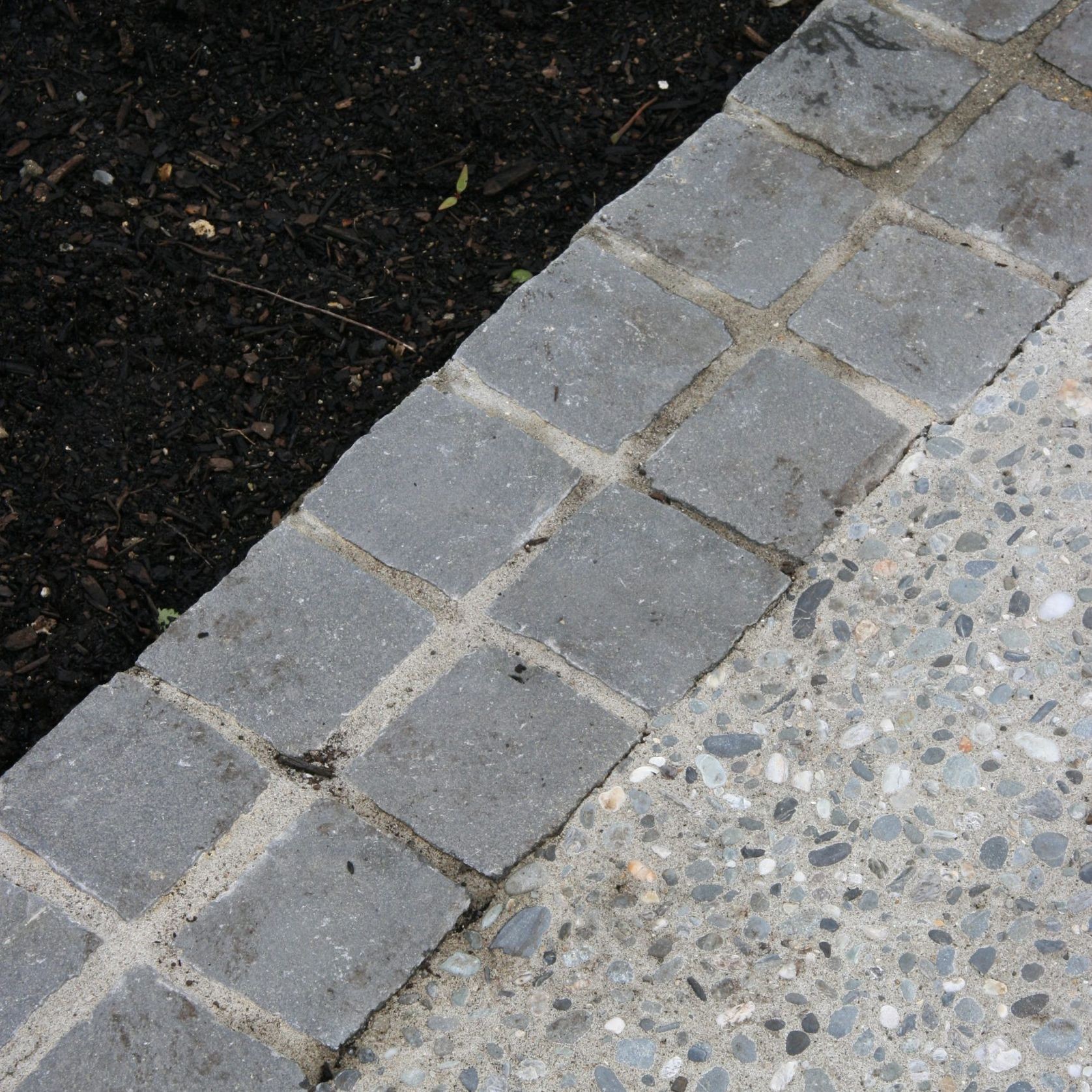 Basalt Cobbles On Mesh gallery detail image