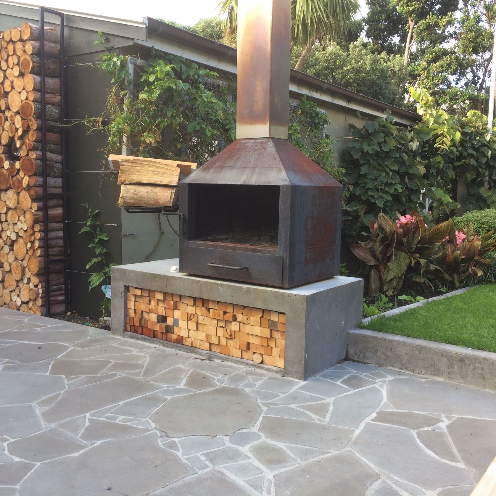 Crazy Paving gallery detail image