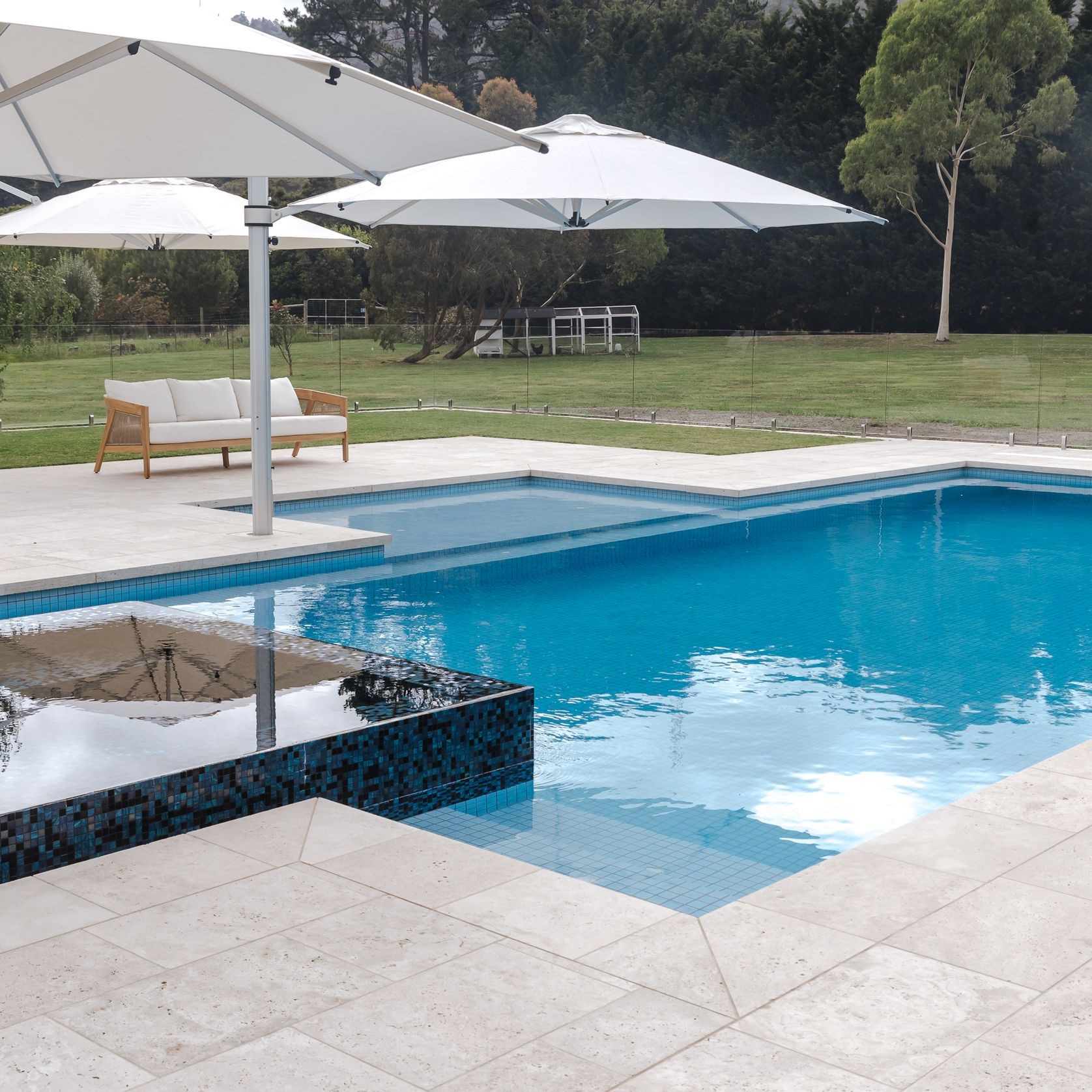 Premium Classic Travertine Coping gallery detail image