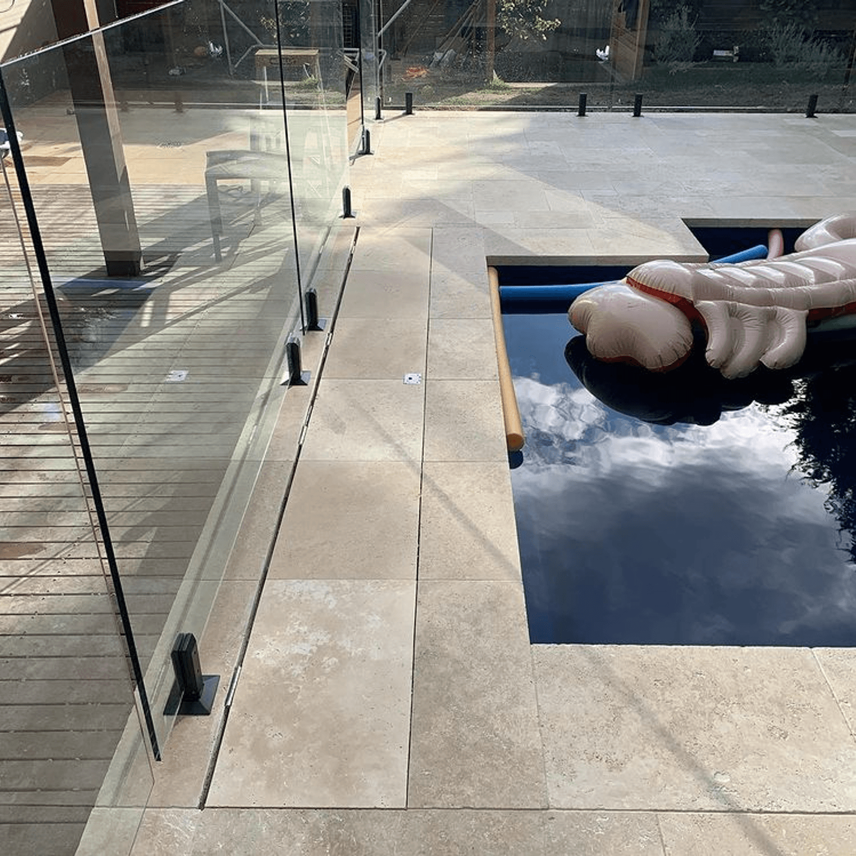 Classic Travertine Tumbled gallery detail image