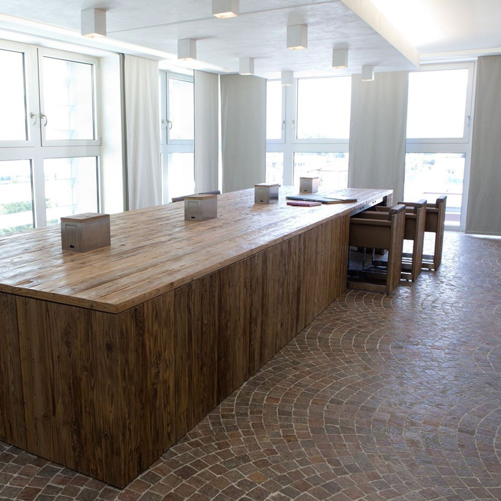 Natural Stone | Porphyry Cobbles gallery detail image