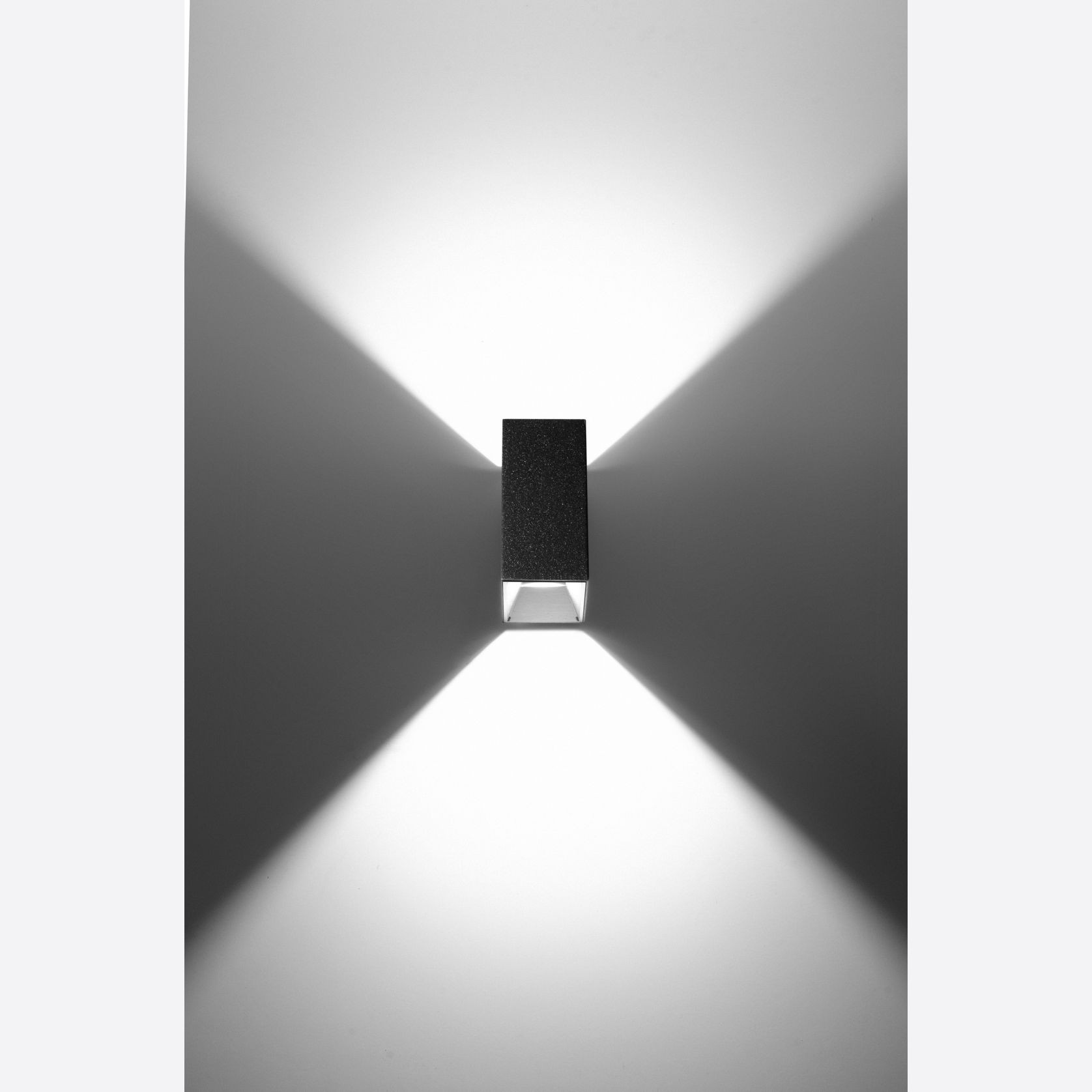 Apply Wall Applique Wall Light gallery detail image