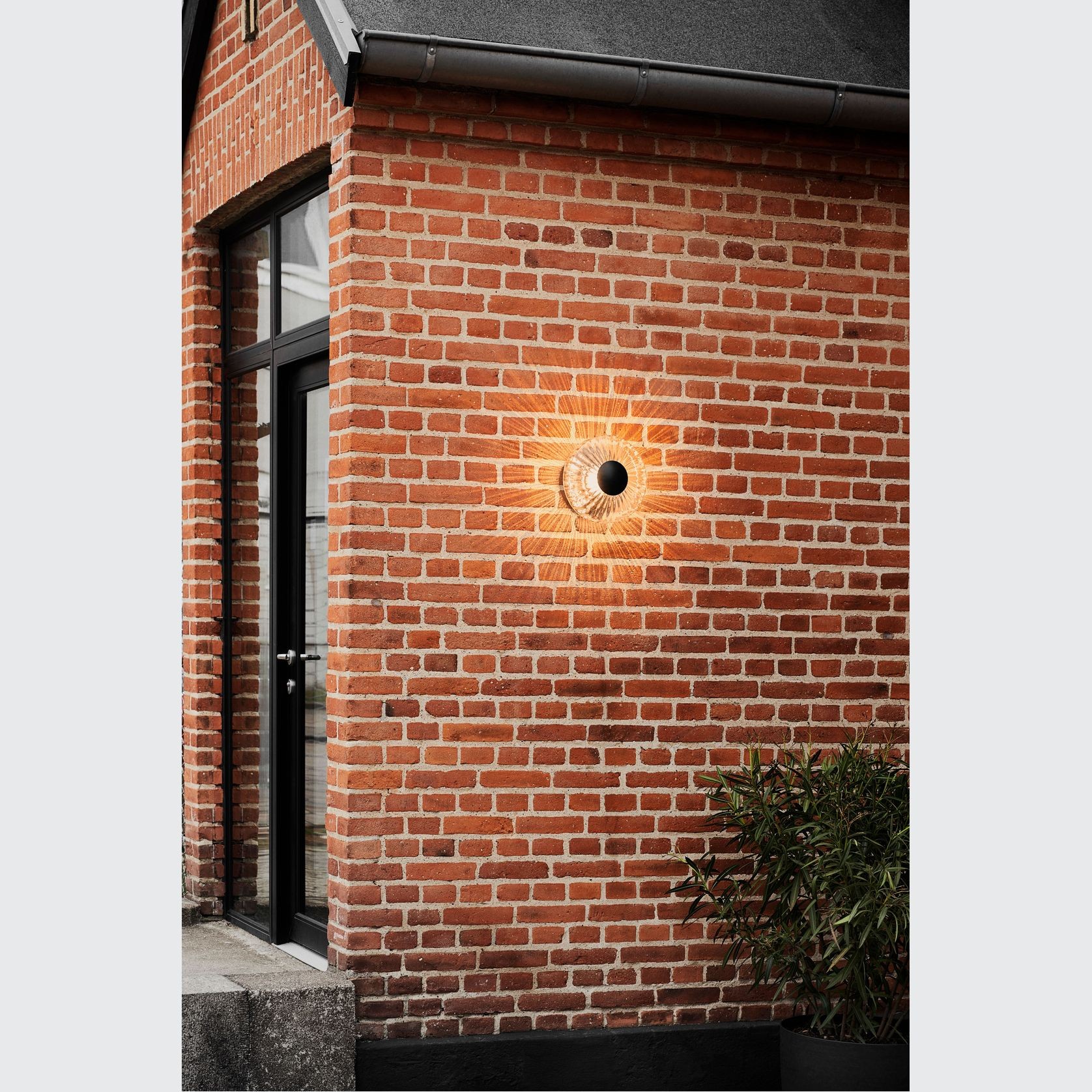 New Wave Optic Outdoor Wall Light gallery detail image