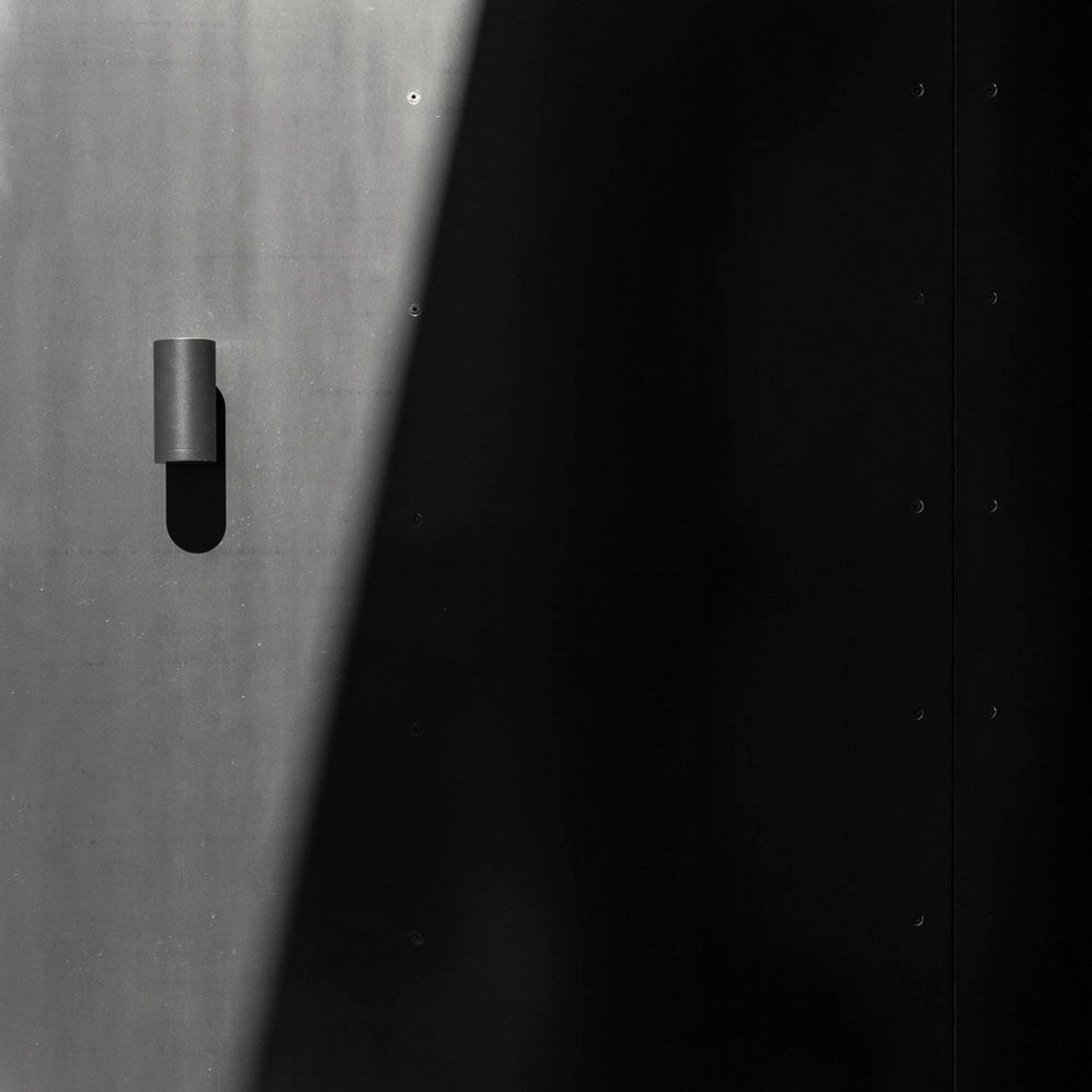 Exterior One Way LED Column Spot Light gallery detail image