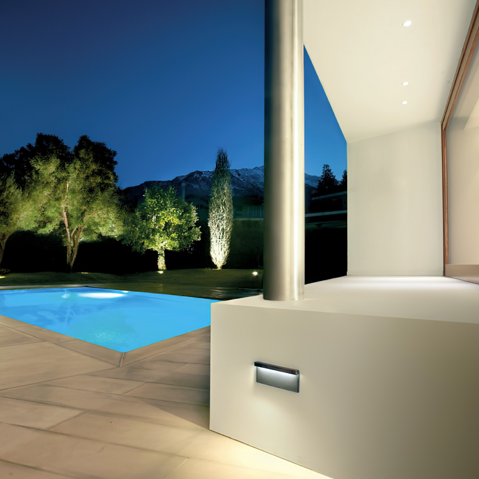 5cento Surface Mounted Step Light gallery detail image