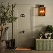 Outdoor Classic Lantern gallery detail image