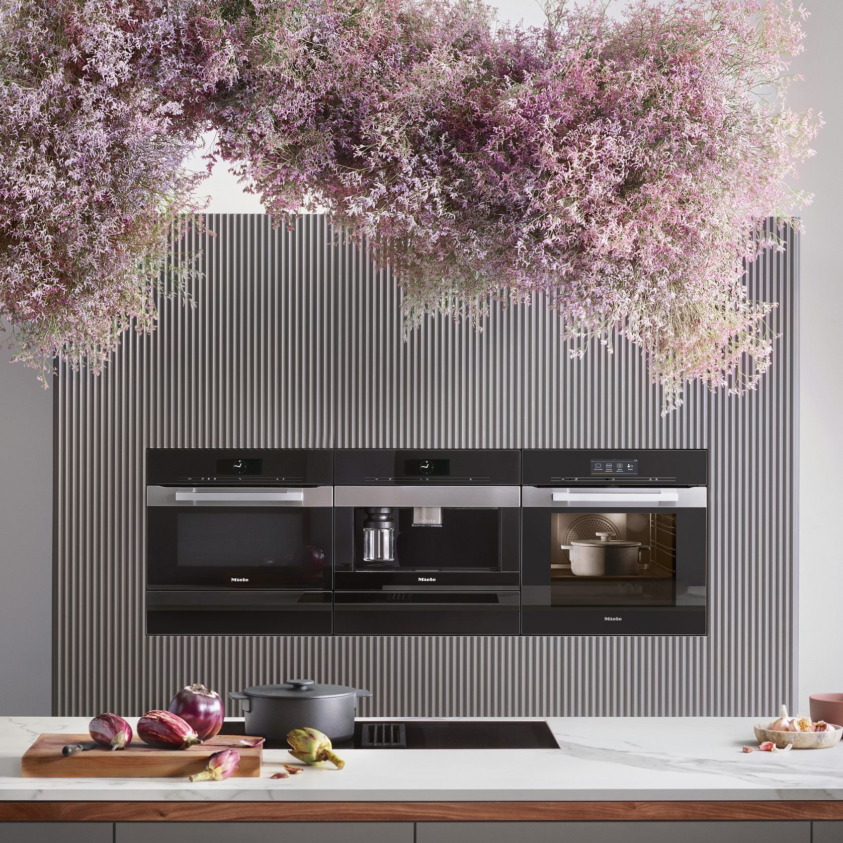 Miele Mtouch Obsidian Black Pyrolytic Oven W.600 gallery detail image