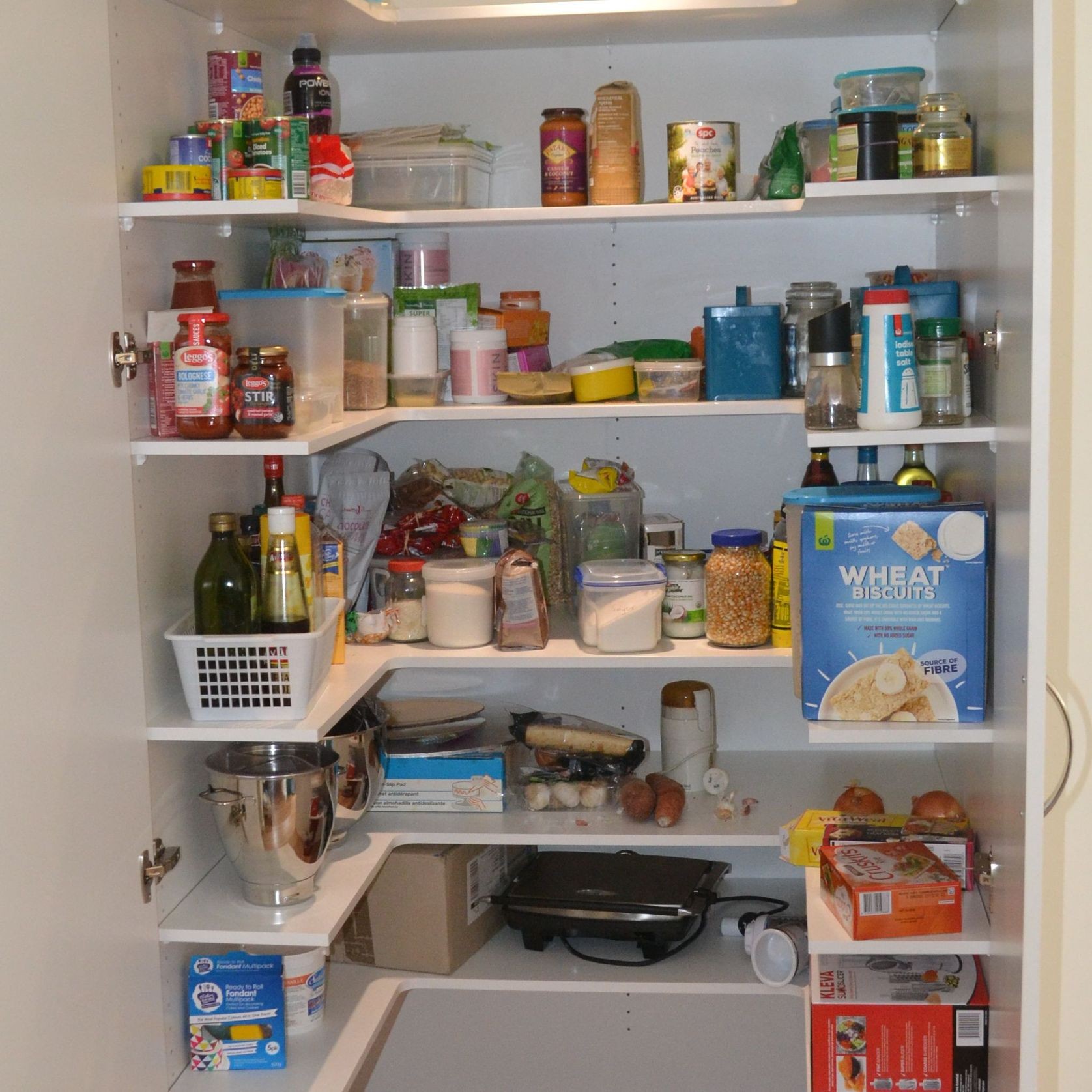 Walk In Pantry gallery detail image