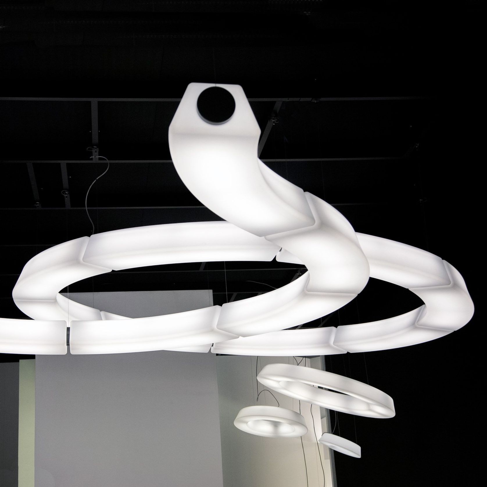 Martinelli Luce Circular Pol XL Pendant Light gallery detail image