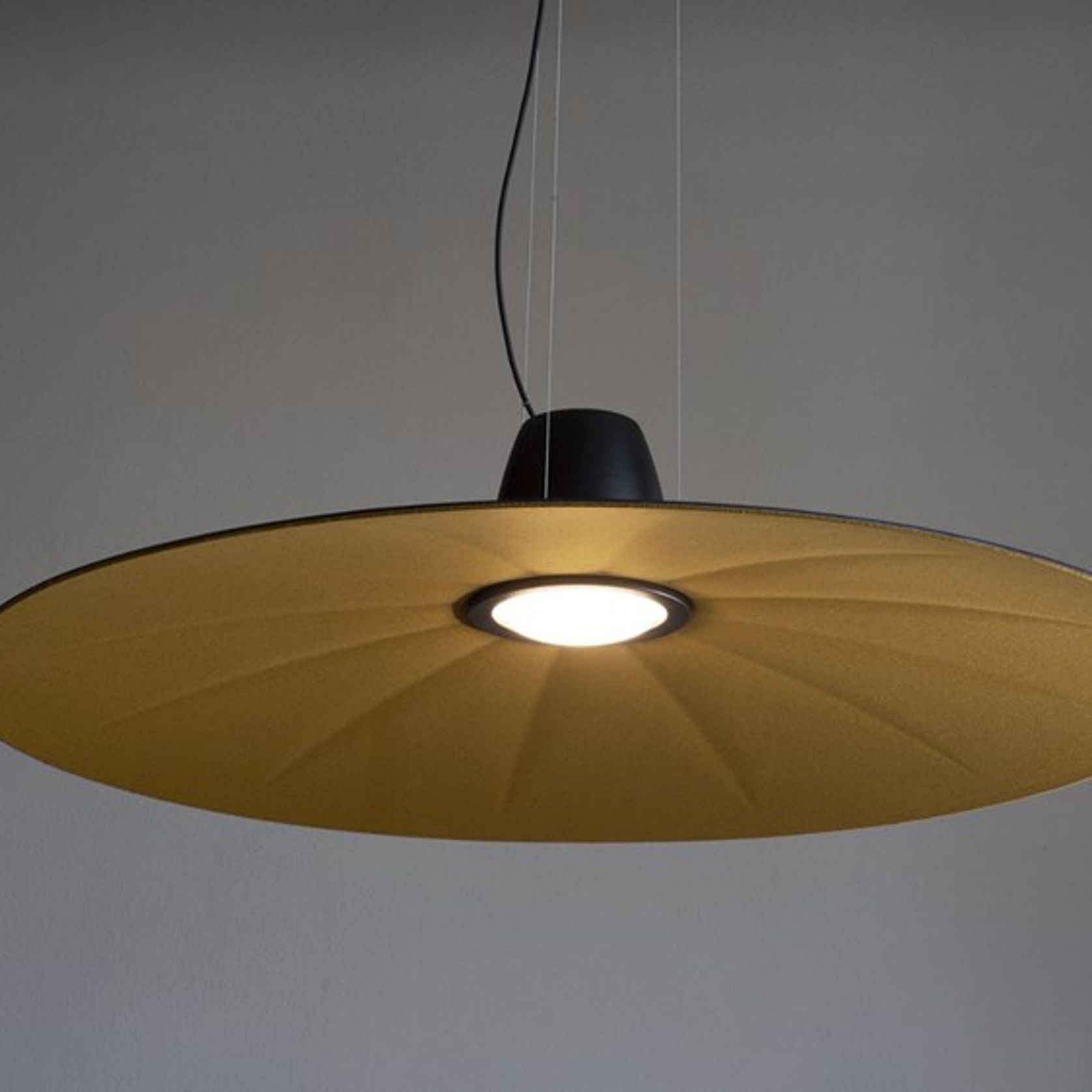 Martinelli Luce Lent Pendant Light gallery detail image