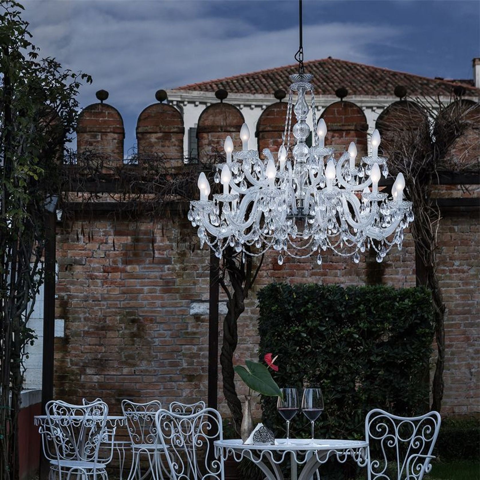 Drylight S18 White | Chandelier gallery detail image