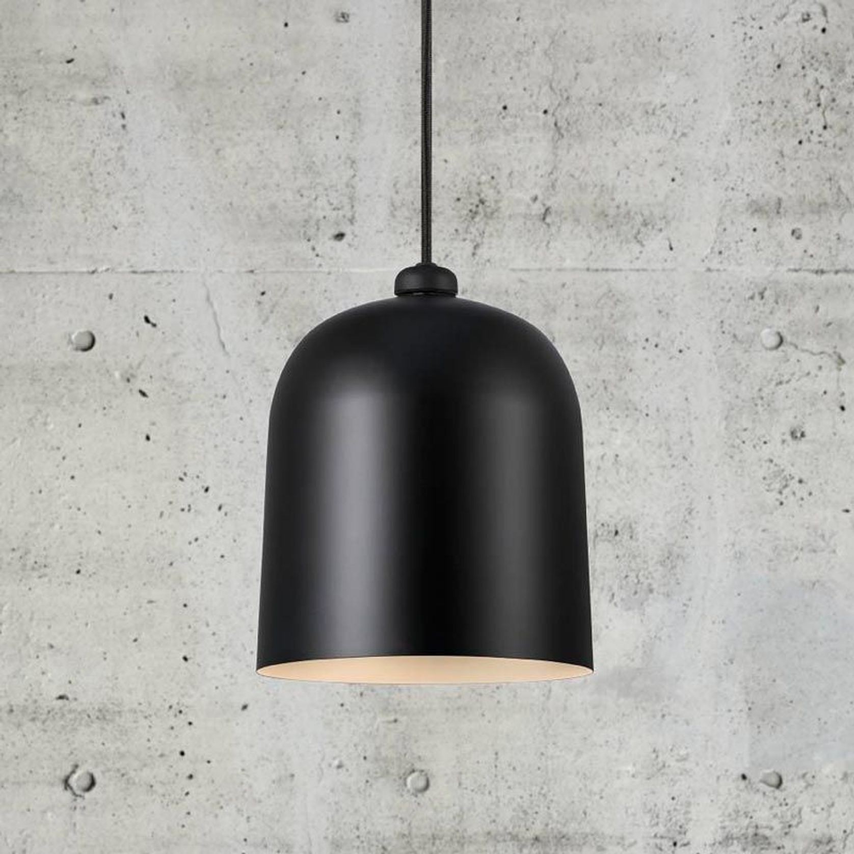 Angle | Pendant gallery detail image