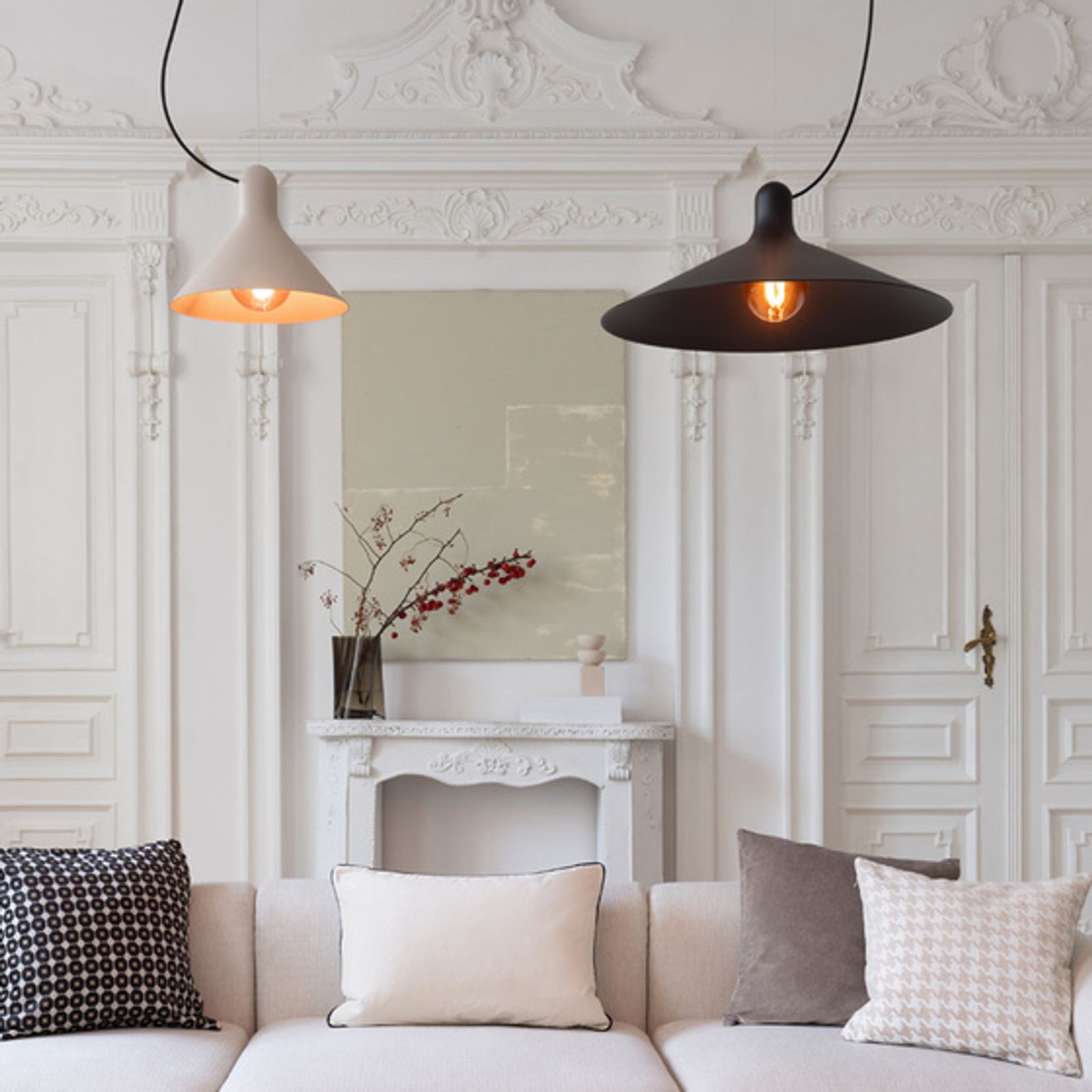CONA E27 Suspended Light gallery detail image